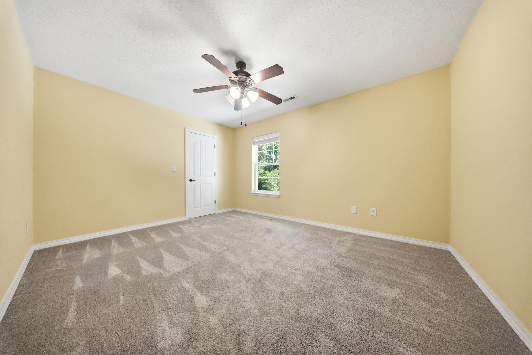 67 Starrville Place Property Photo 26