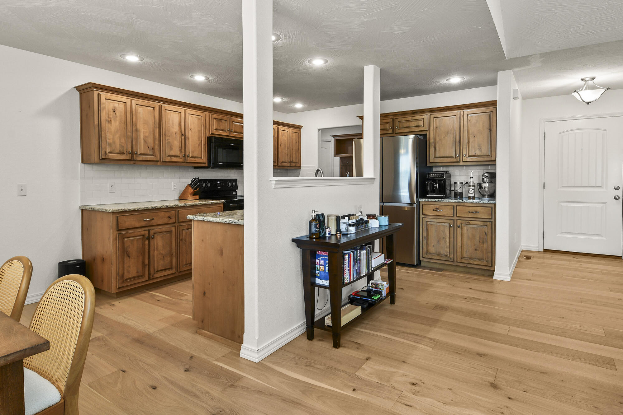 858 Capitol Hill Drive Property Photo 12