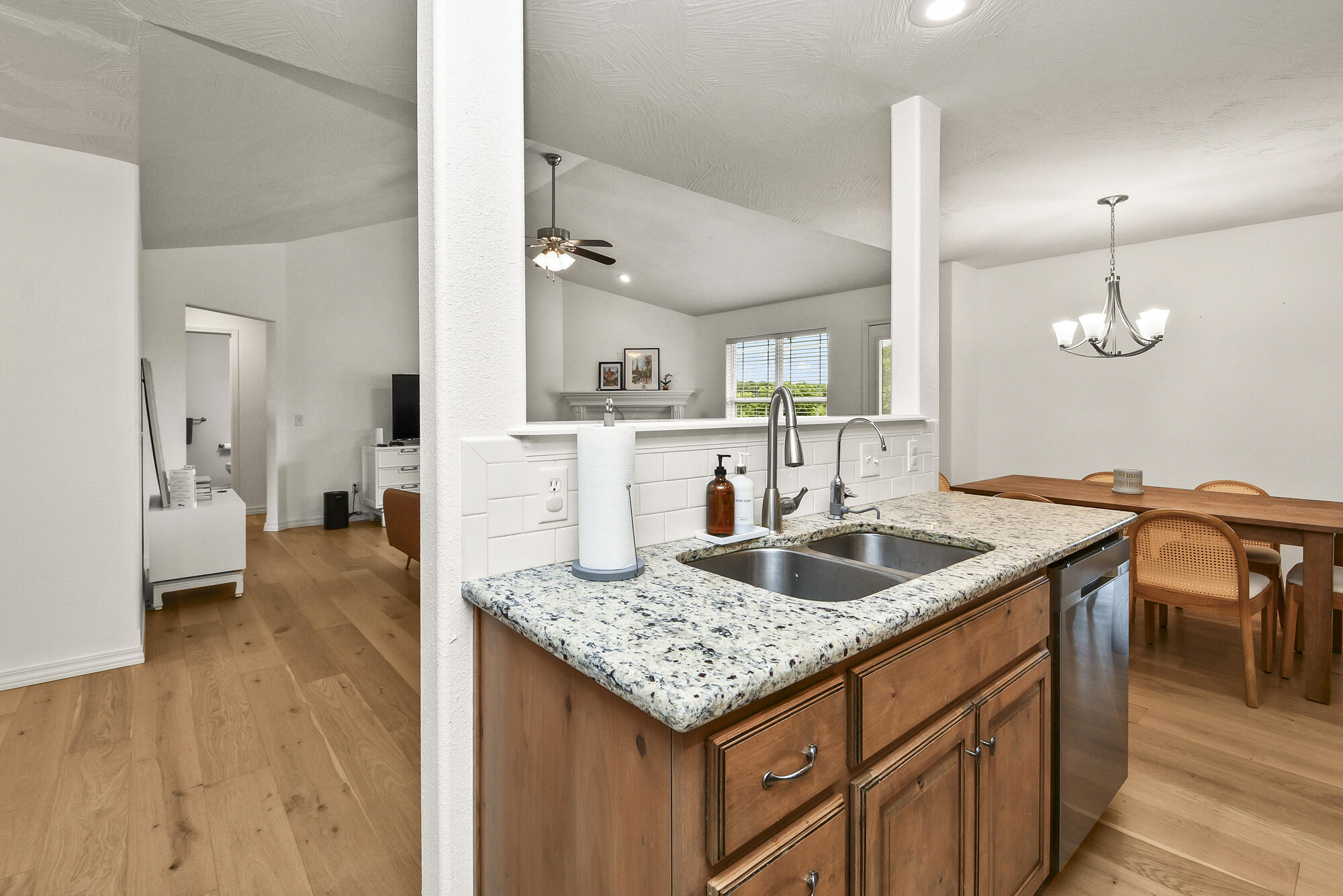 858 Capitol Hill Drive Property Photo 14