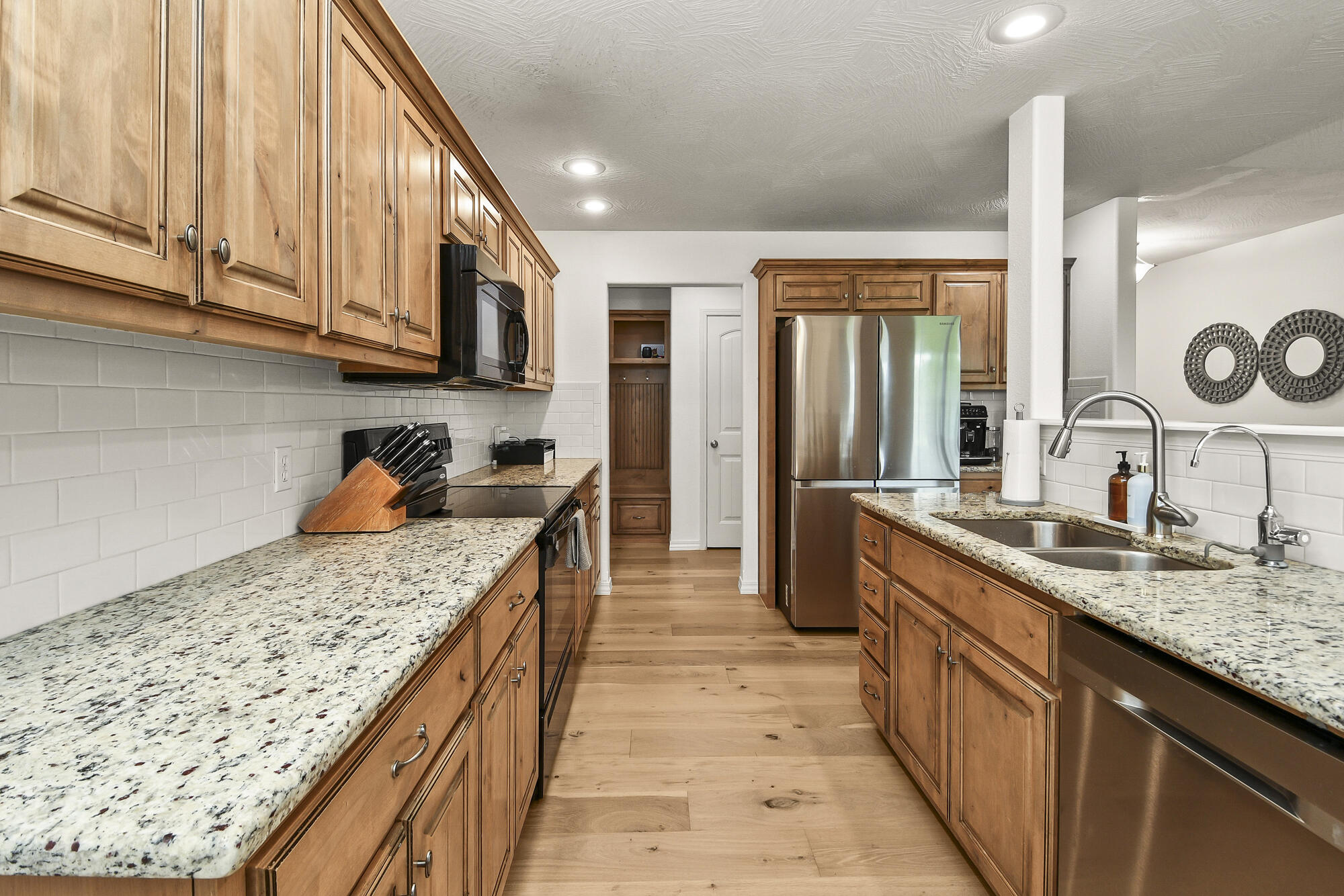 858 Capitol Hill Drive Property Photo 15