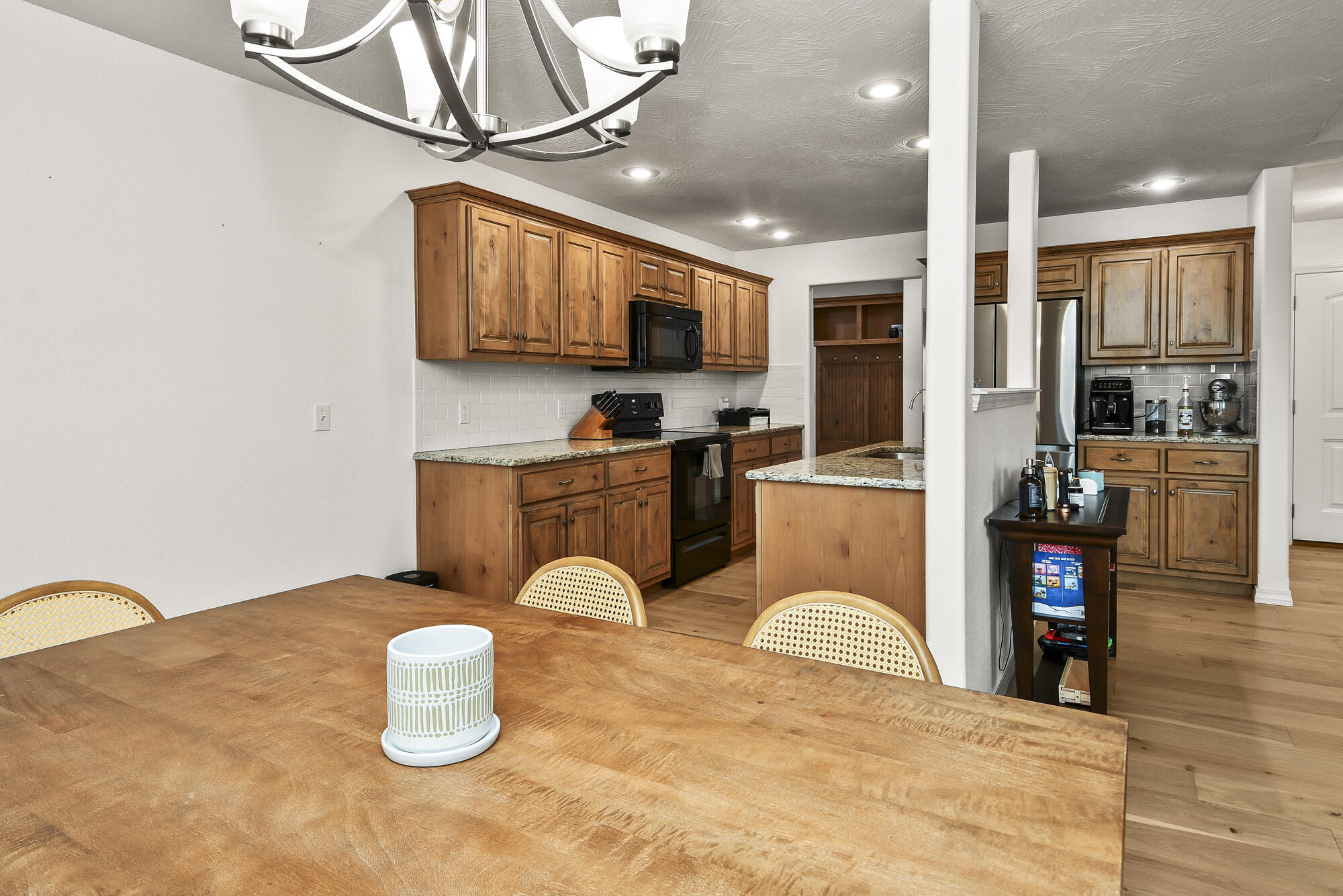 858 Capitol Hill Drive Property Photo 24
