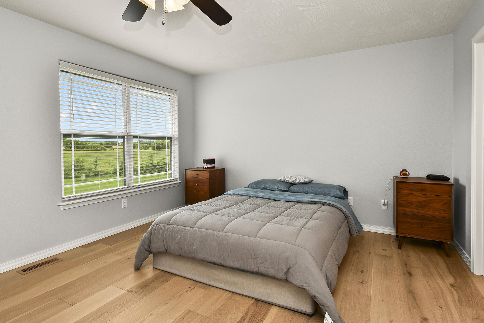 858 Capitol Hill Drive Property Photo 26