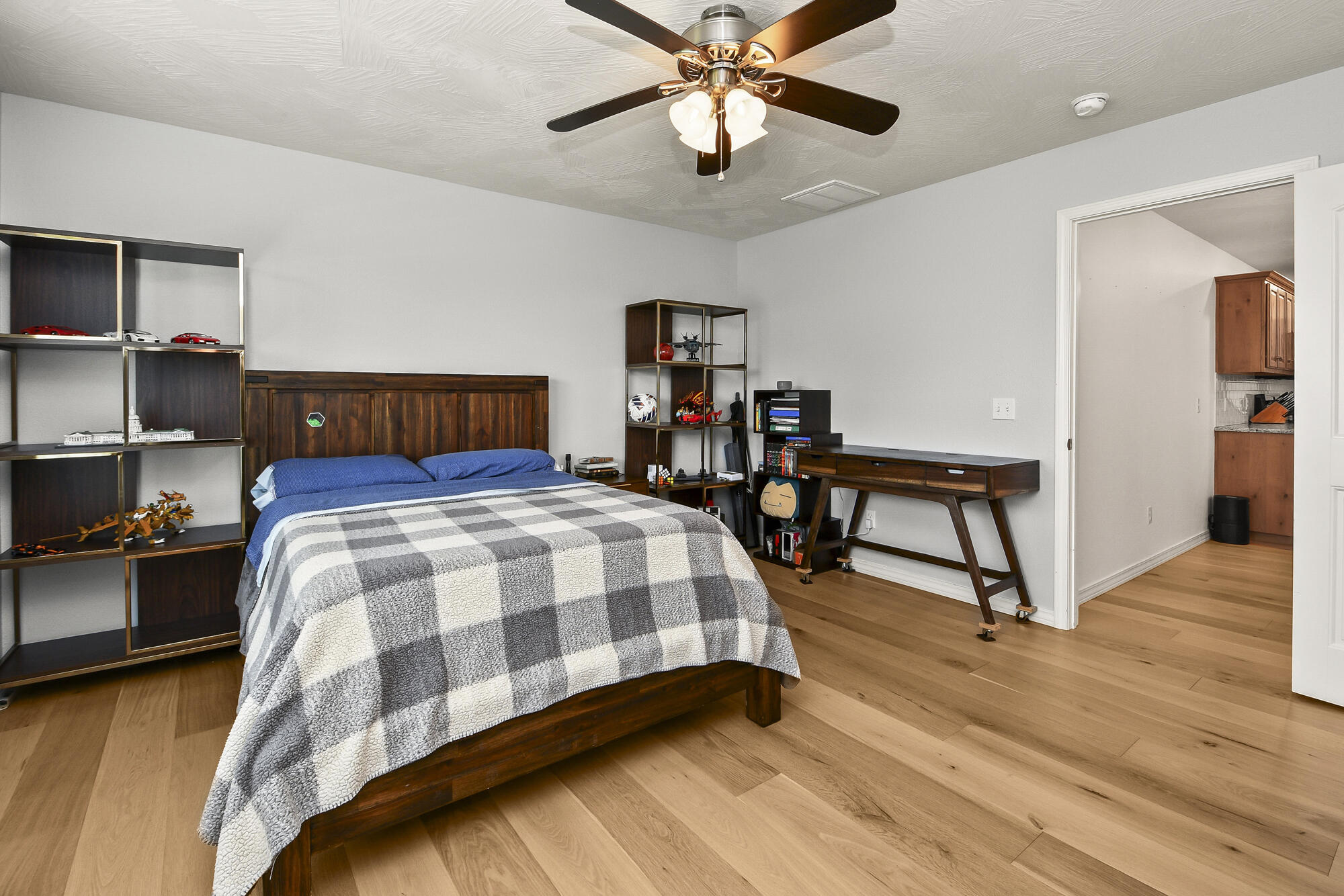 858 Capitol Hill Drive Property Photo 35