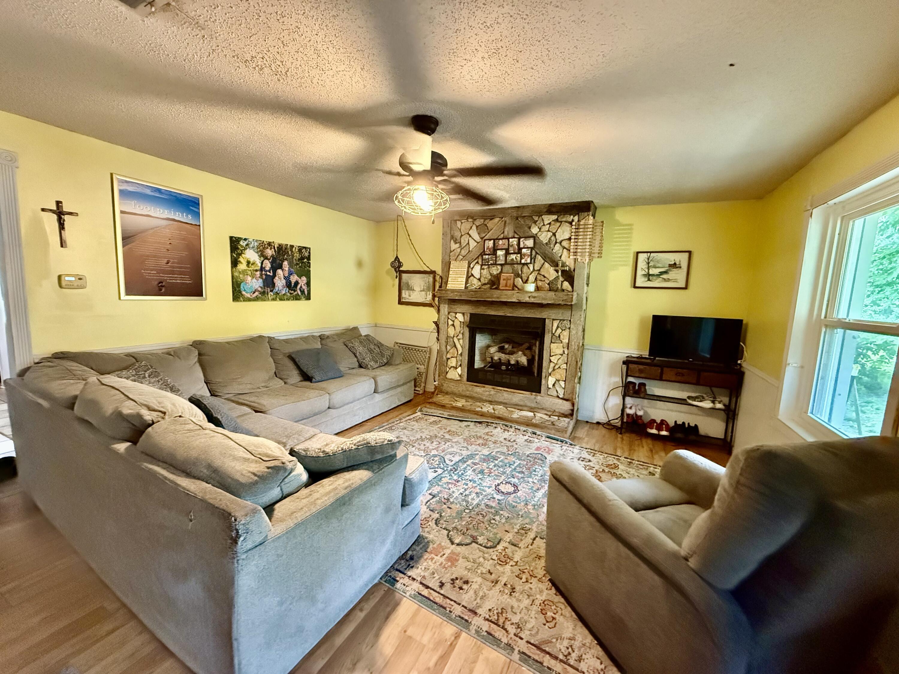 27417 Us Highway 160 Property Photo 16