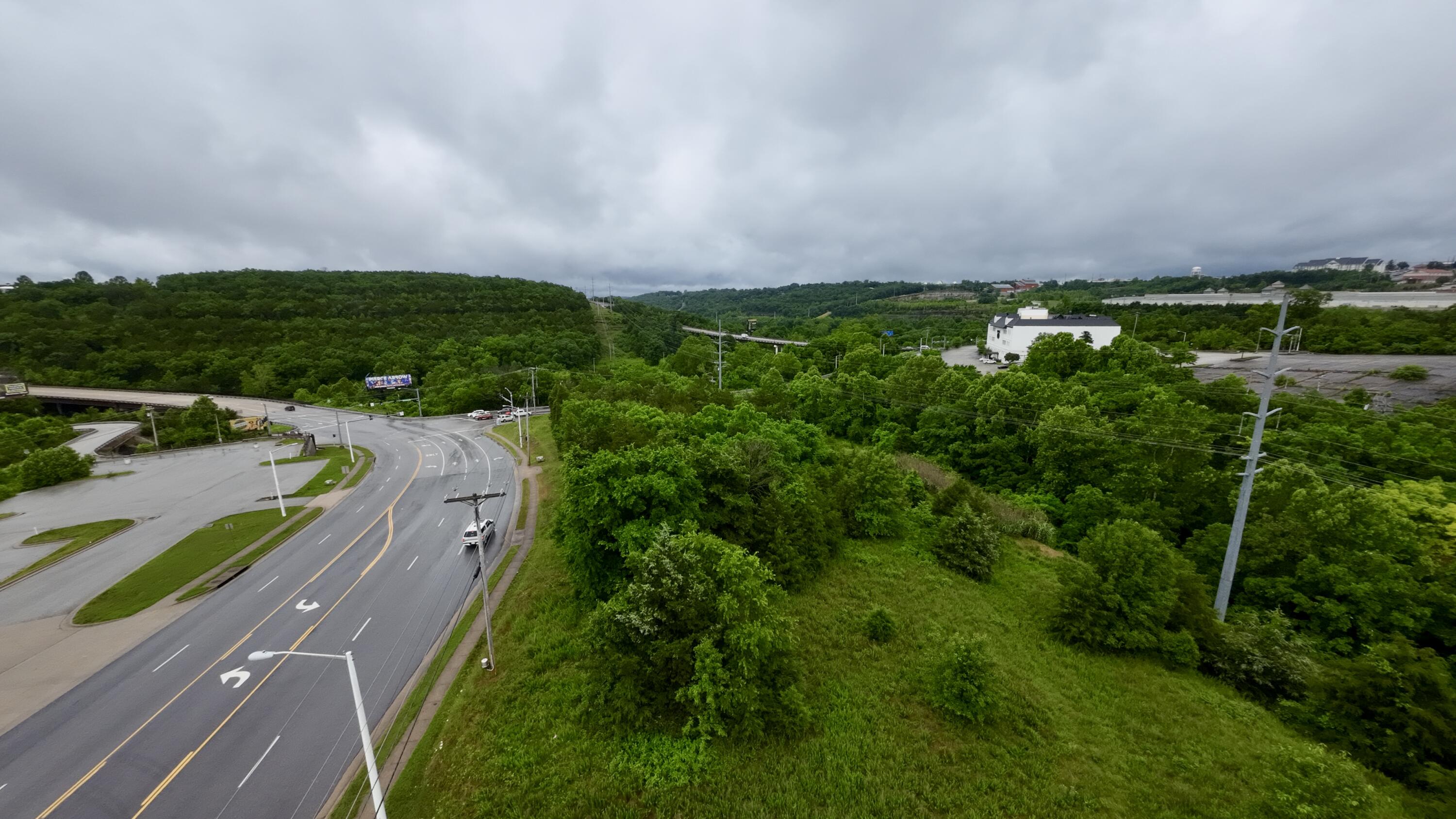 000 Shepherd Of The Hills Expressway Property Photo 12