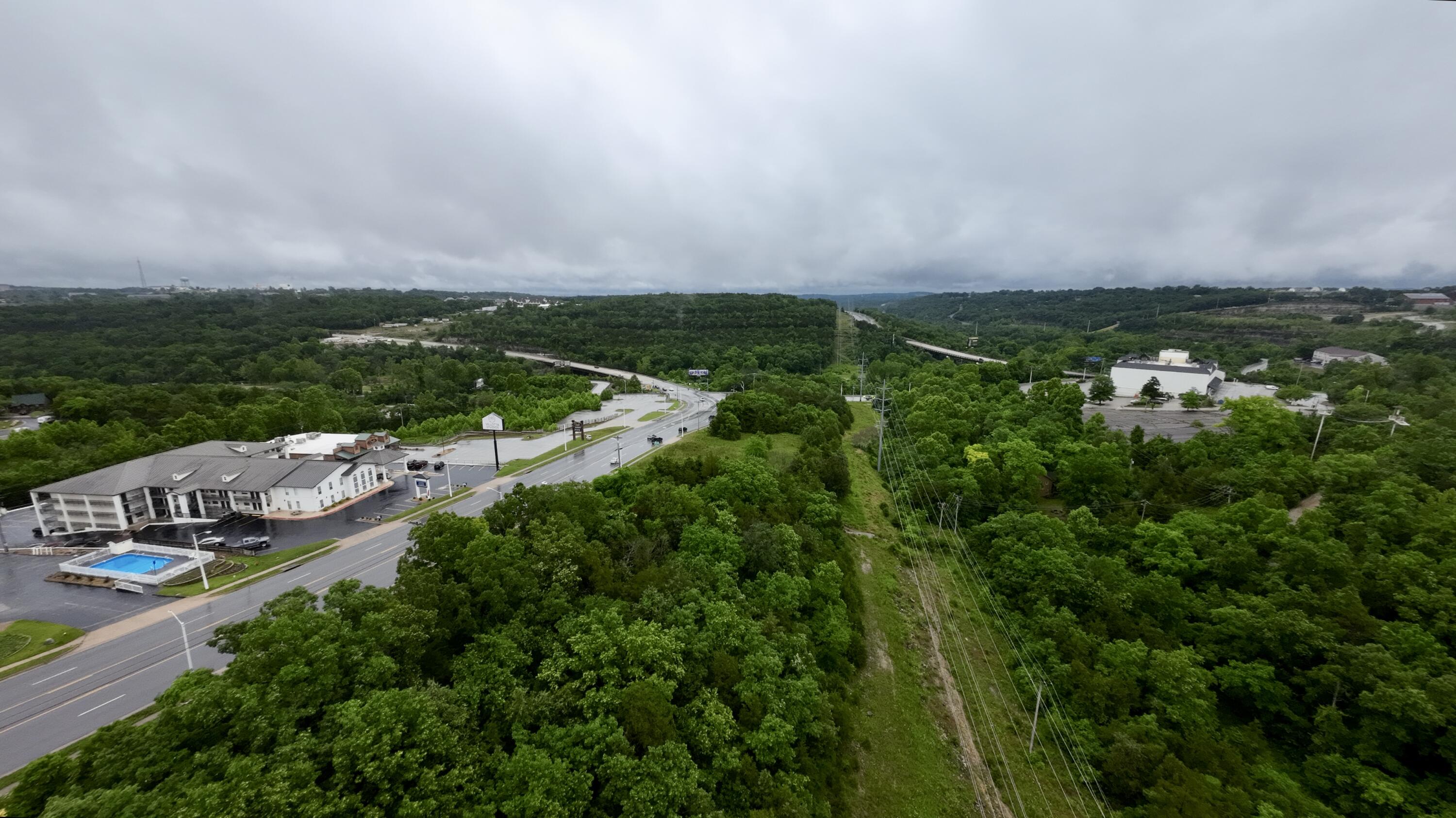 000 Shepherd Of The Hills Expressway Property Photo 17