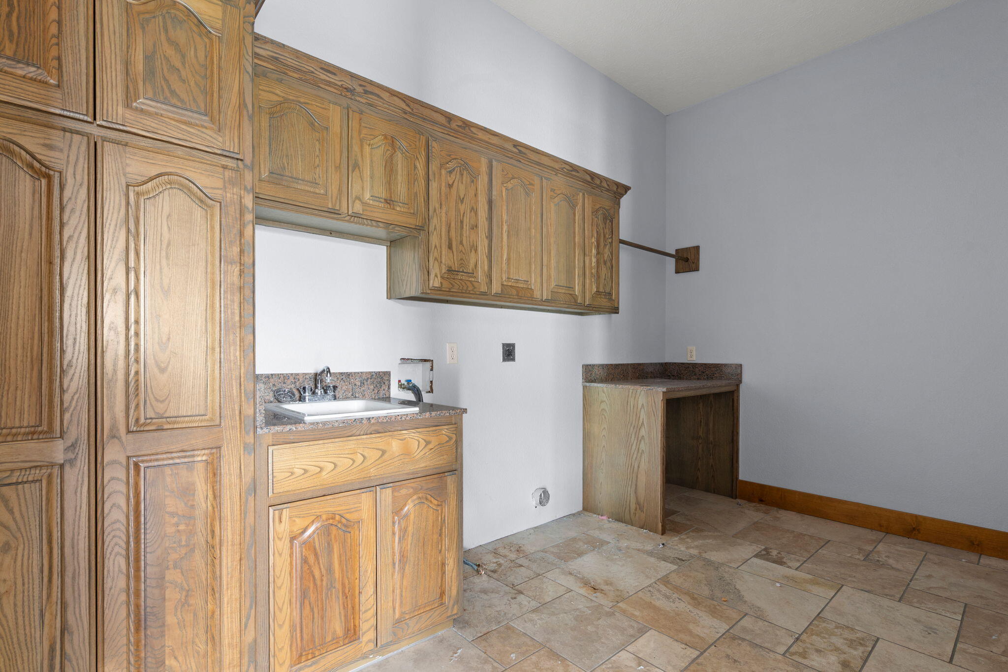 518 Skyline Road Property Photo 27