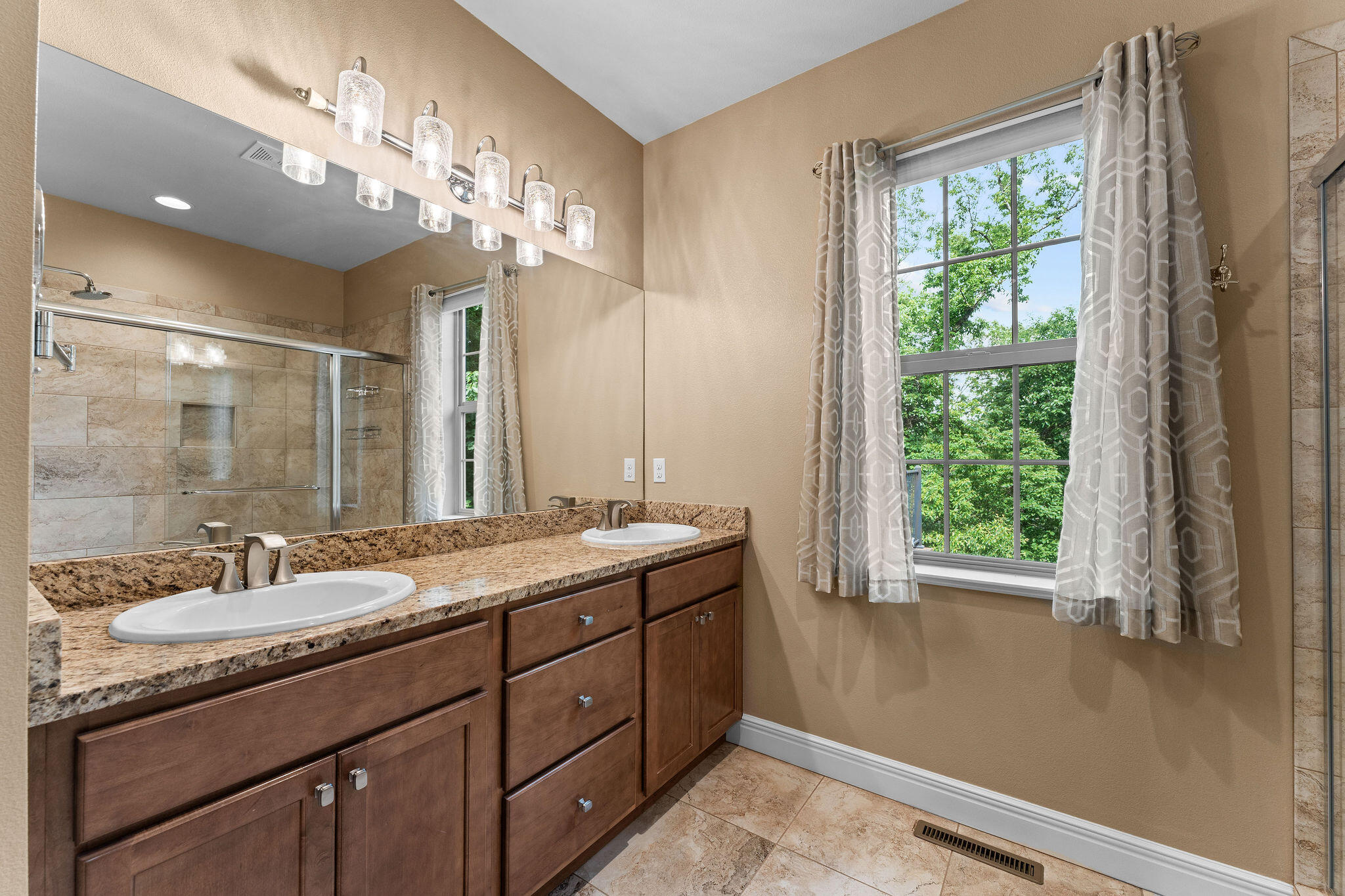 156 Pinehurst Drive Property Photo 22