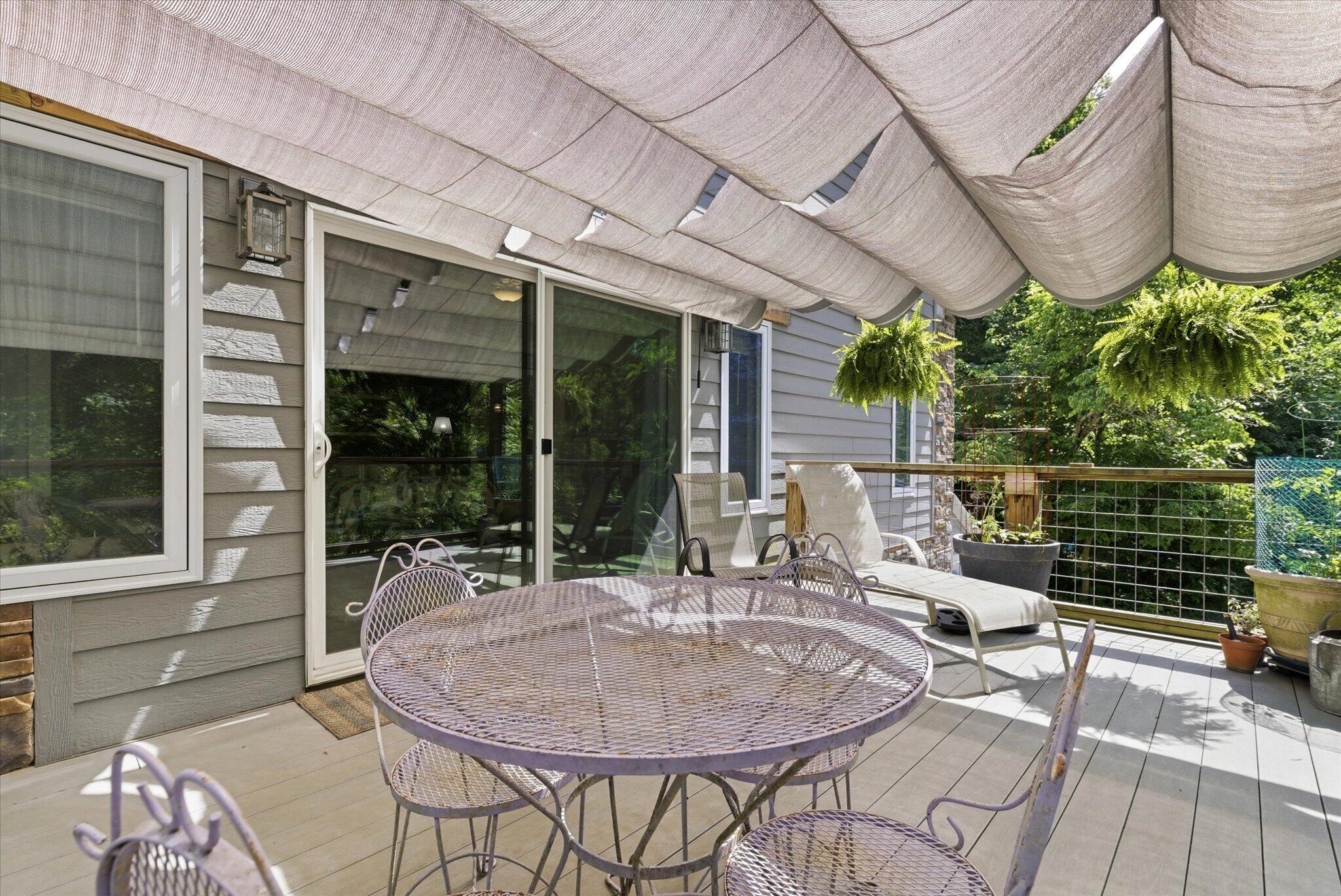 552 Mark Trail Property Photo 27