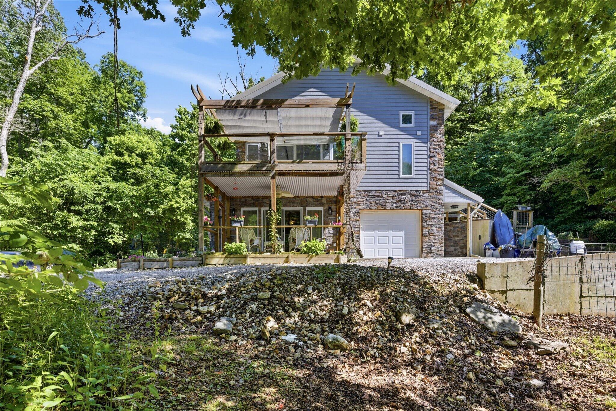 552 Mark Trail Property Photo 32
