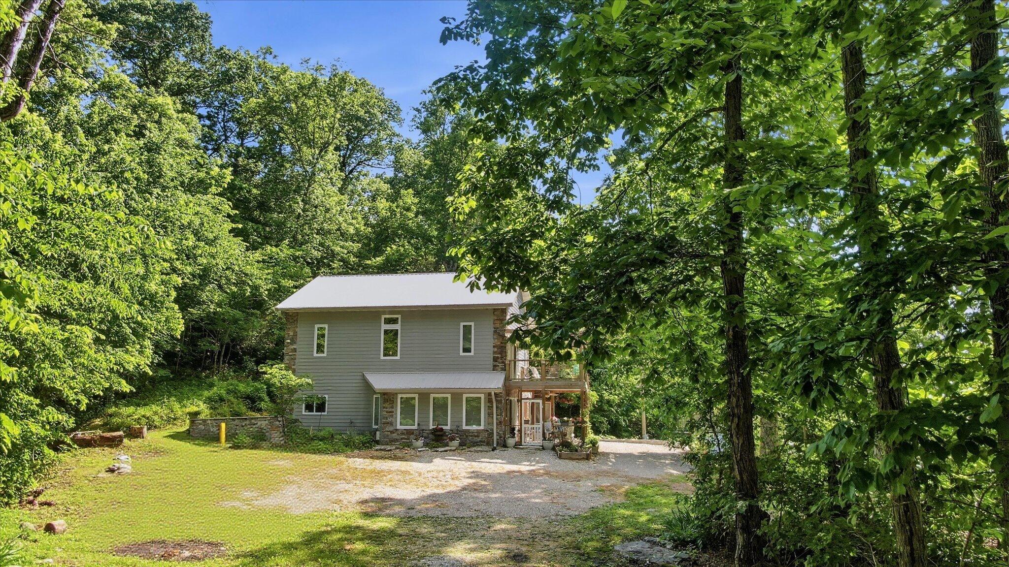 552 Mark Trail Property Photo 36