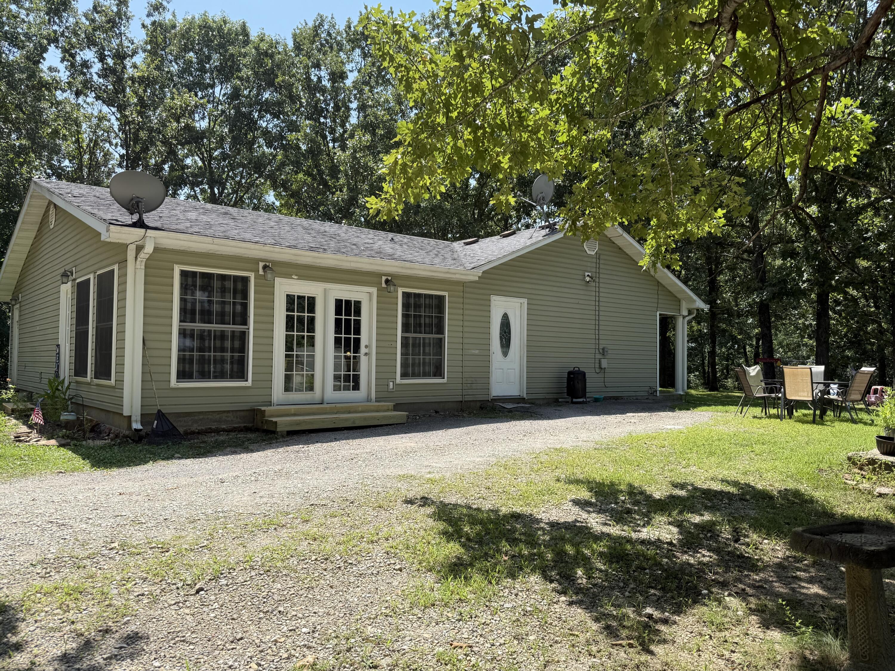 7313 Private Road 1830 Property Photo 4