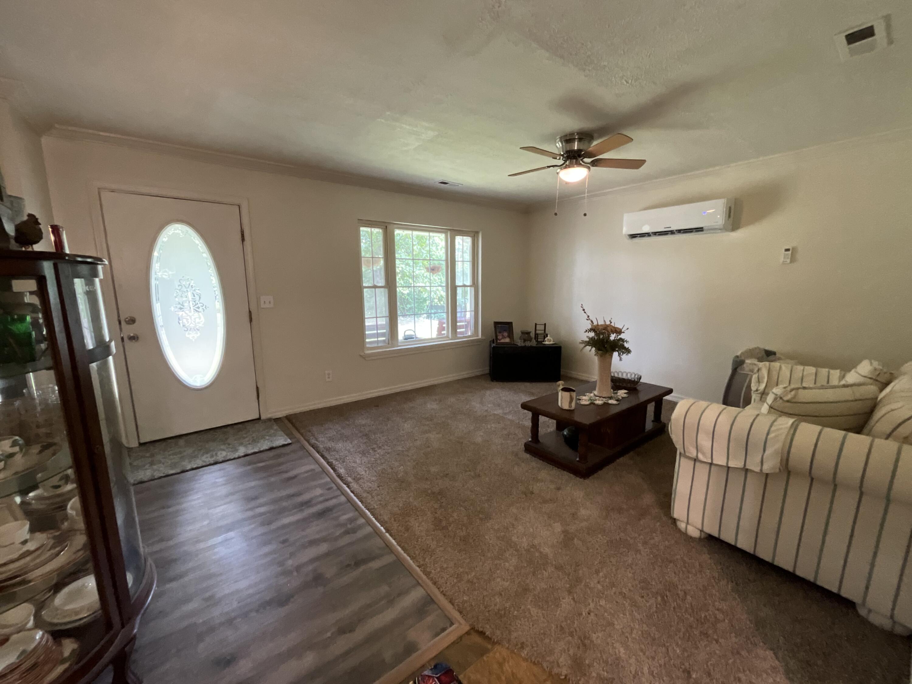 7313 Private Road 1830 Property Photo 11
