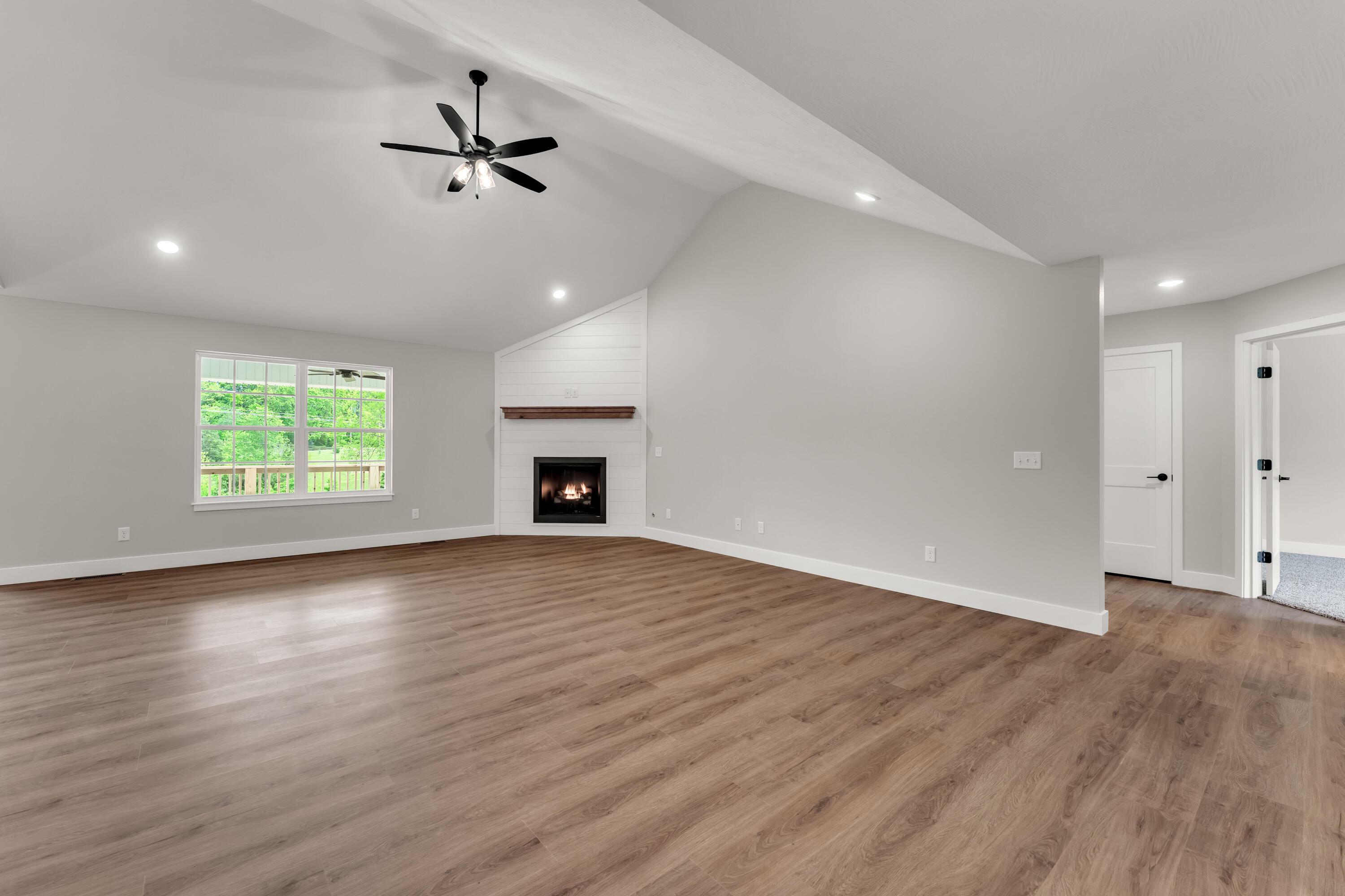 188 Highland Drive Property Photo 7