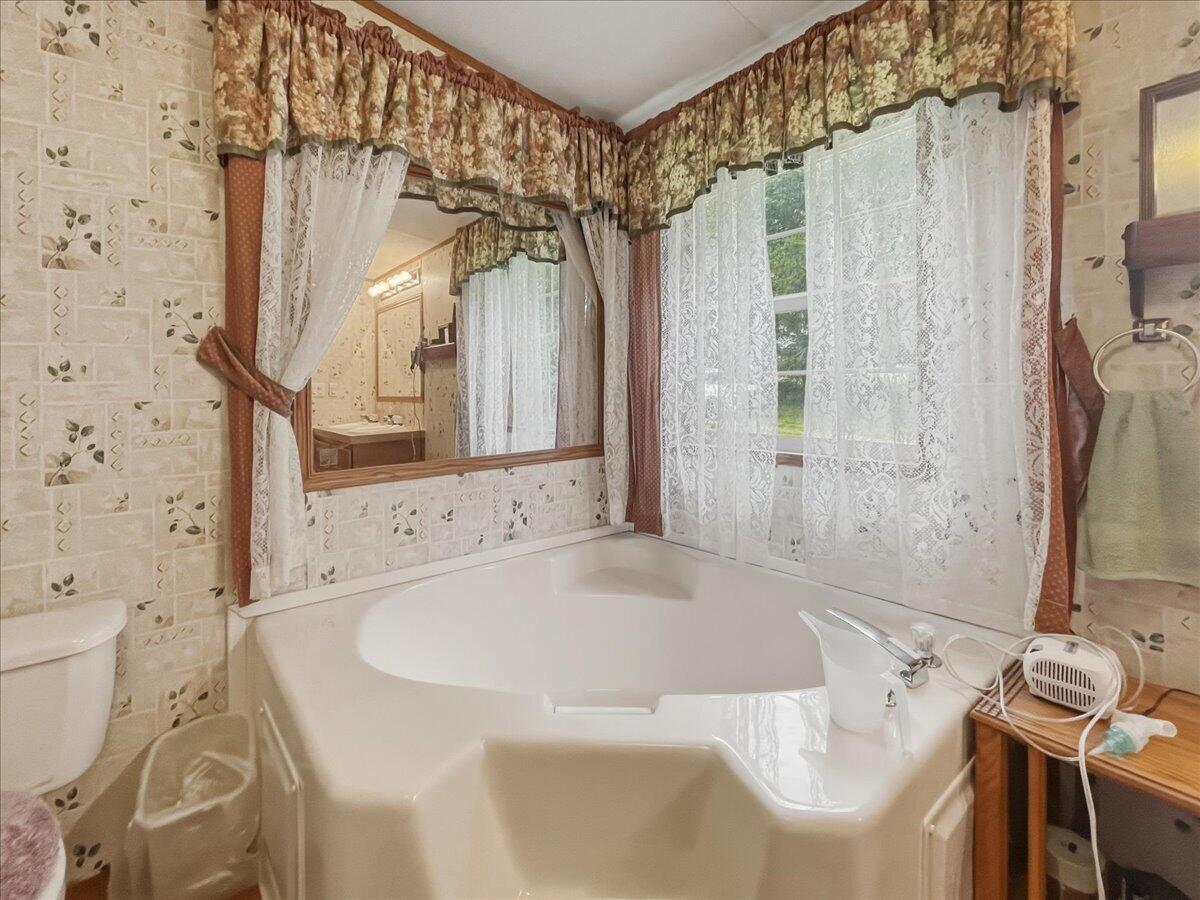 18233 County Road 361 Property Photo 22