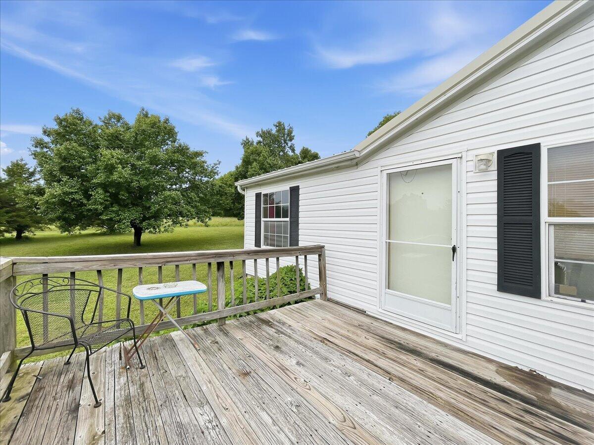 18233 County Road 361 Property Photo 37