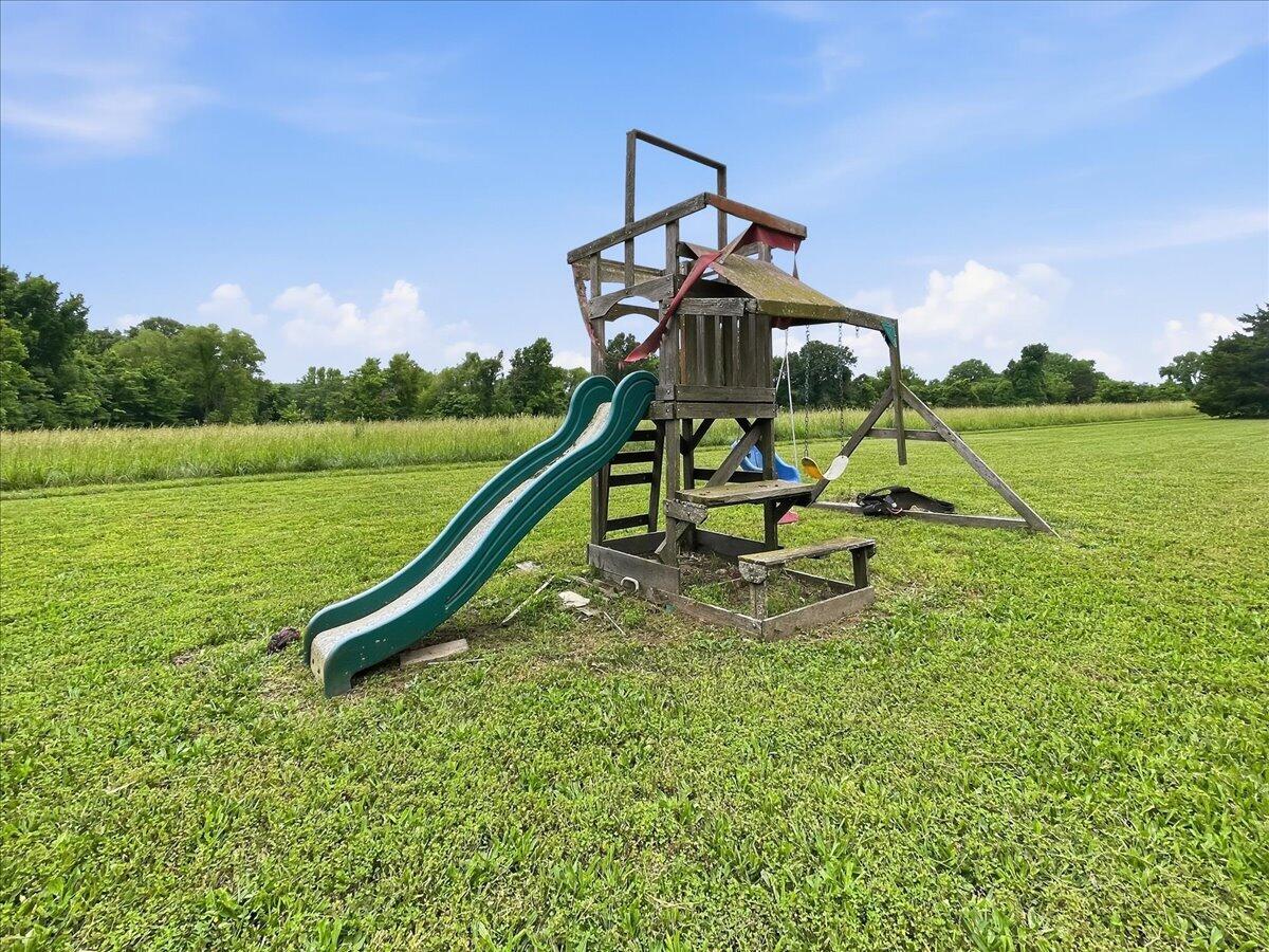 18233 County Road 361 Property Photo 41