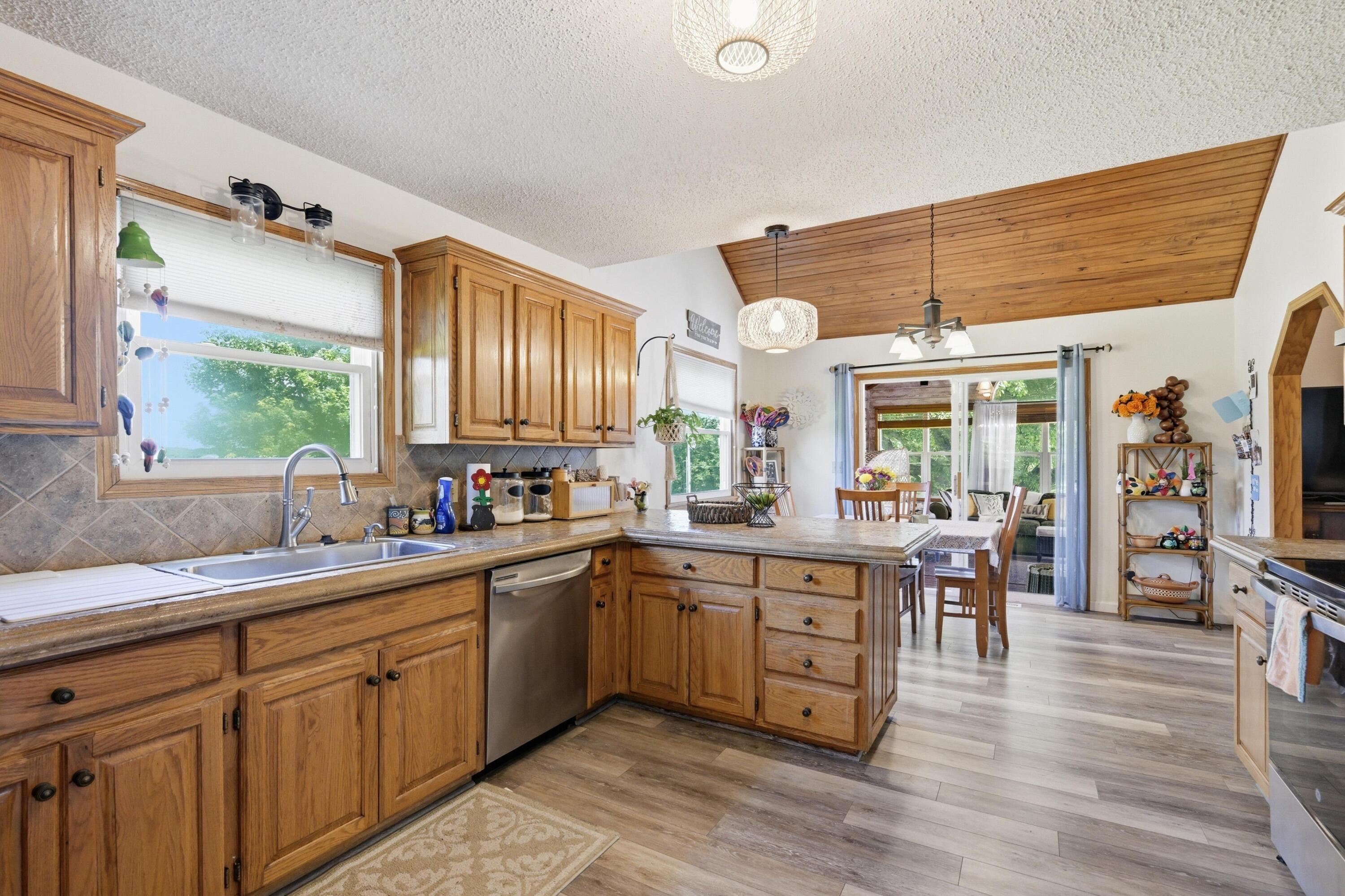 4071 Deer Ridge Street Property Photo 23