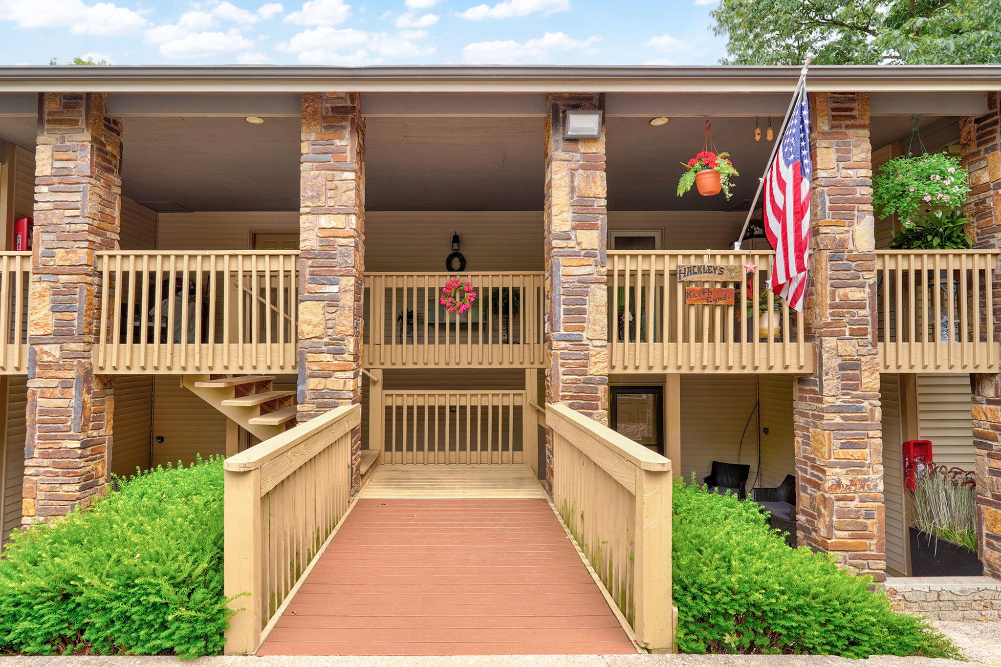 152 Turnberry Drive Apt 3 Property Photo 1