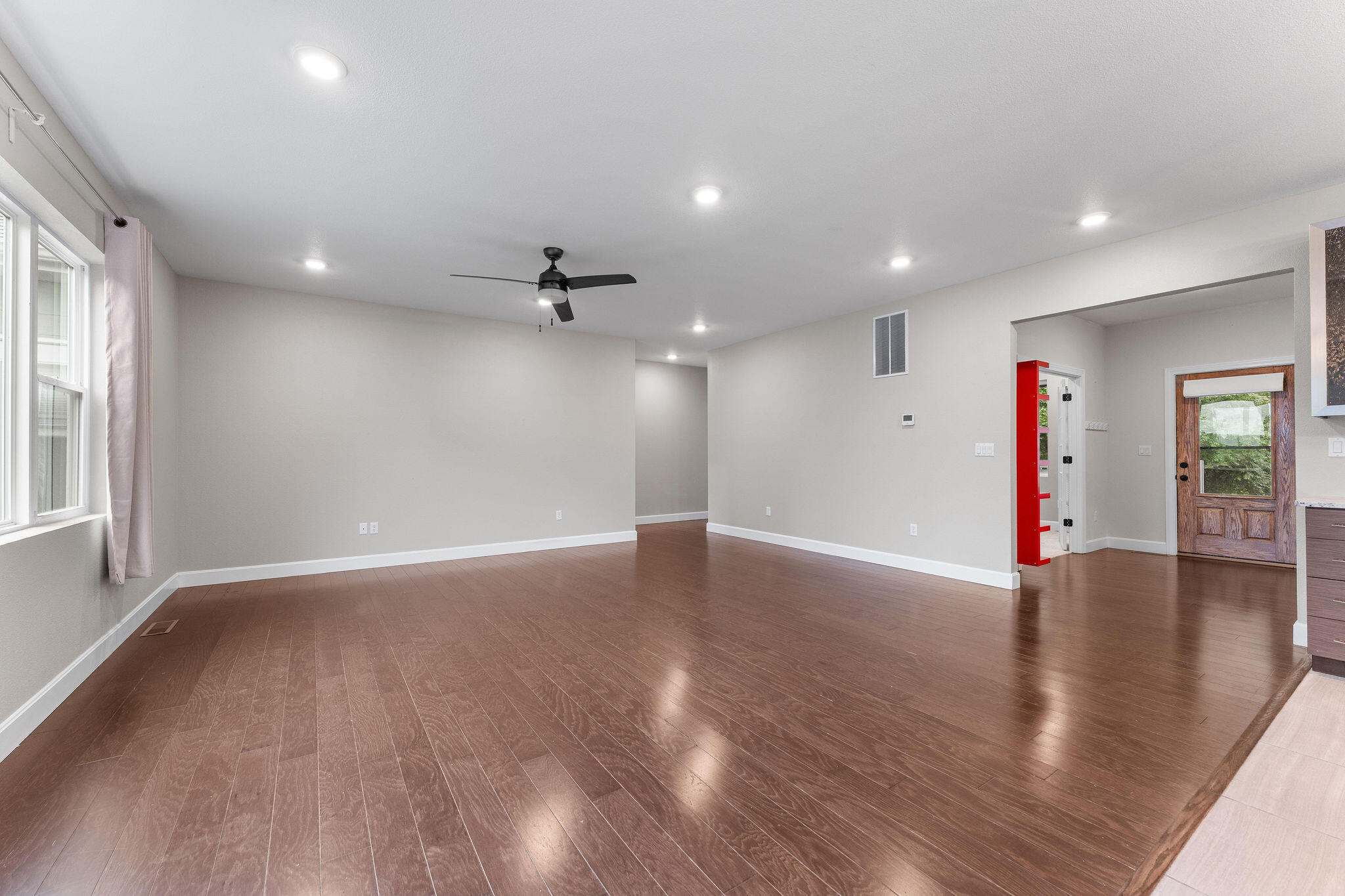 564 Arizona Drive Property Photo 10