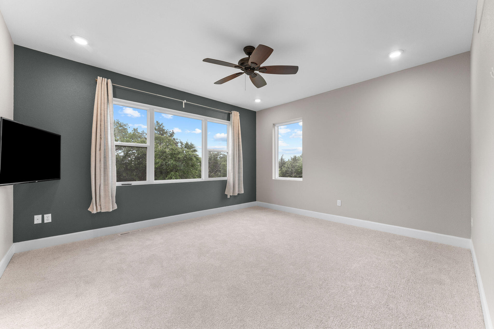 564 Arizona Drive Property Photo 12