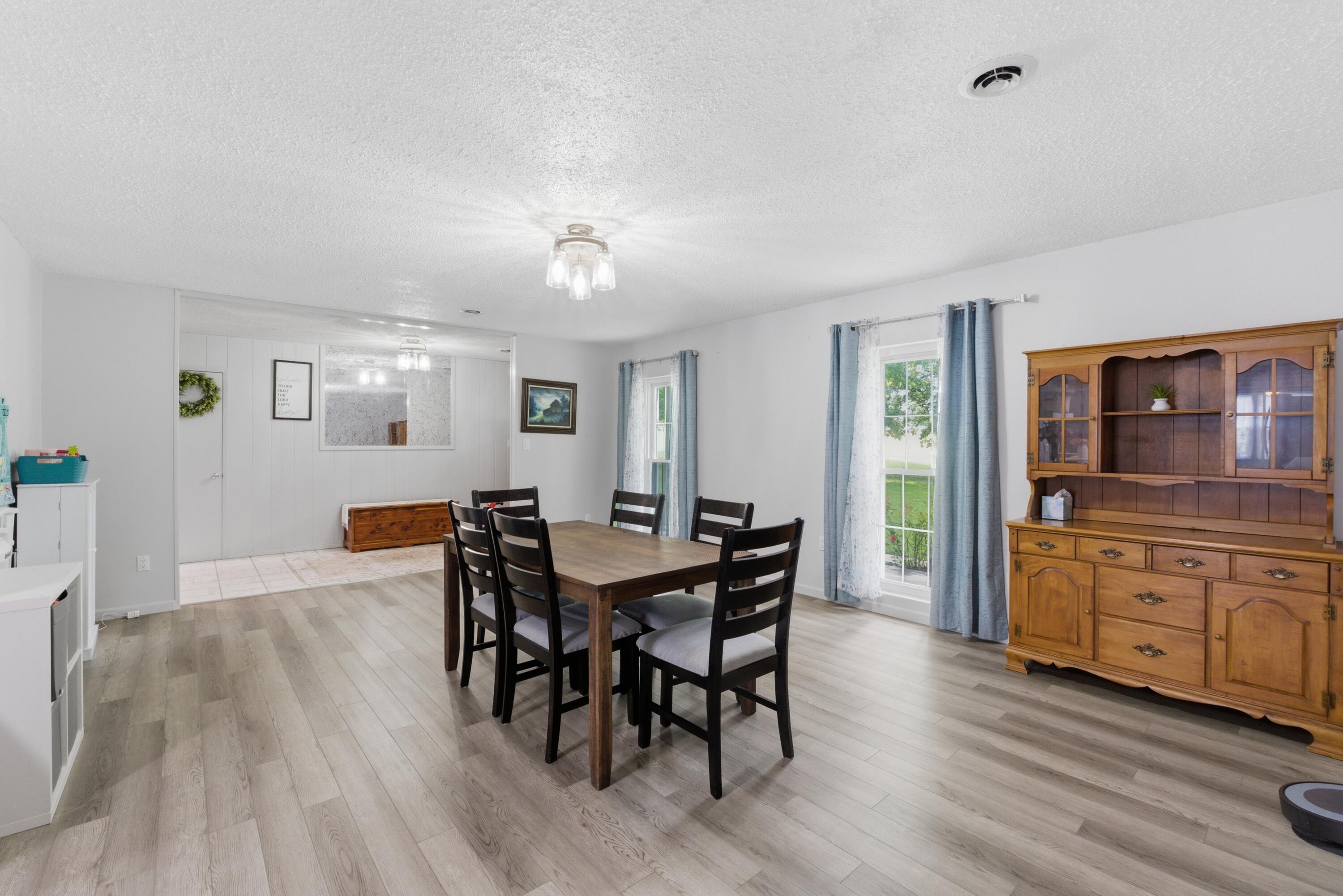 8691 West Us Highway 160 Property Photo 16