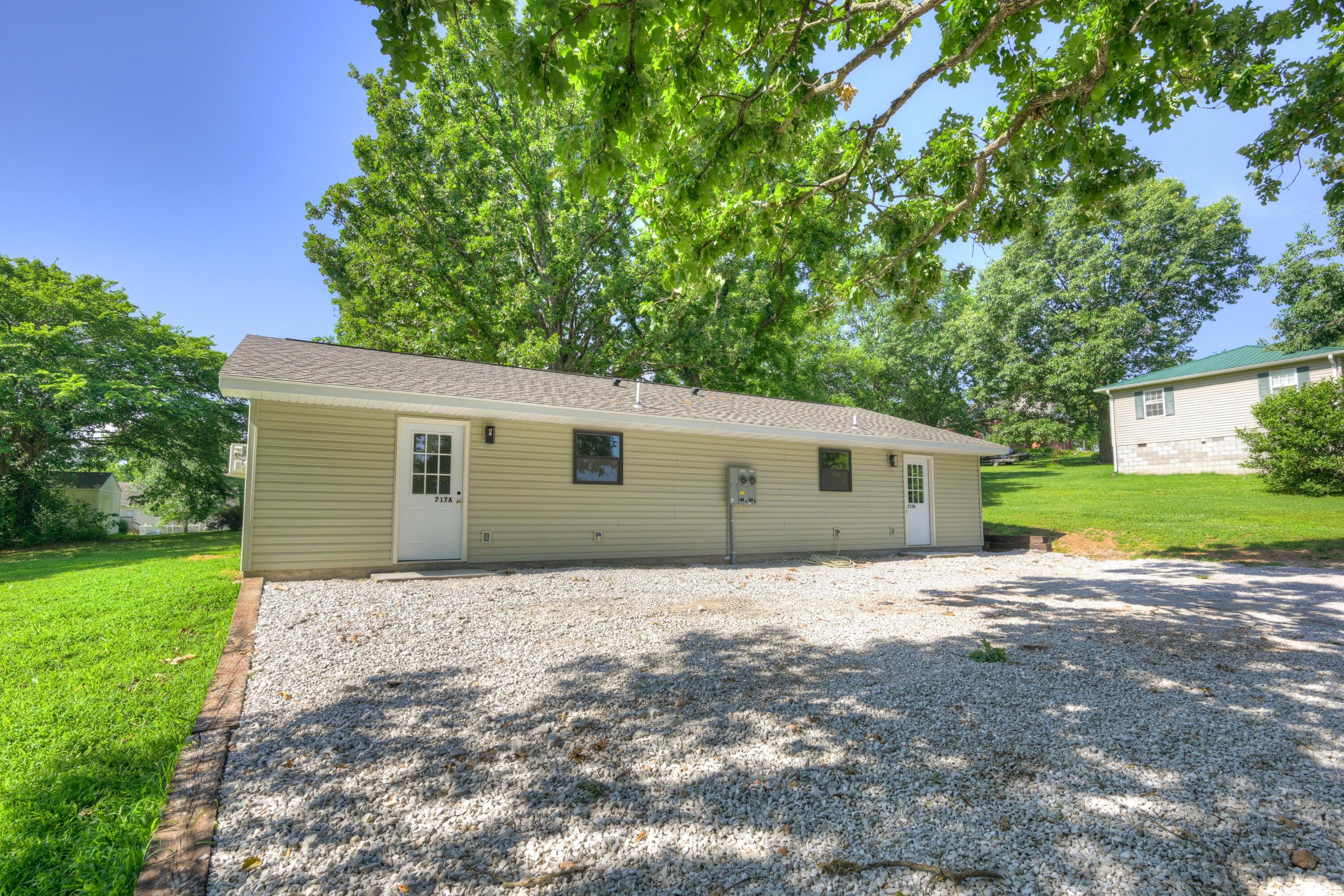 717 Benham Avenue Property Photo 3