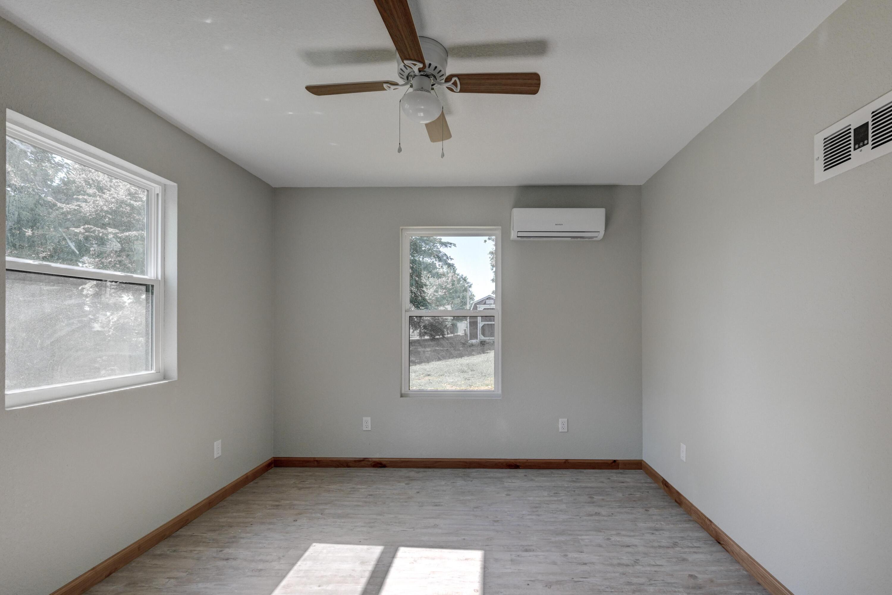 717 Benham Avenue Property Photo 29