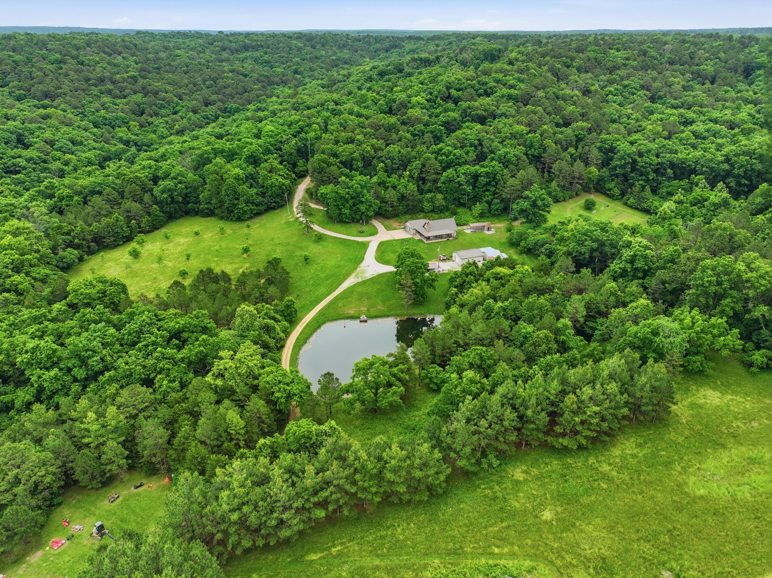 9723 Highway E Property Photo 35