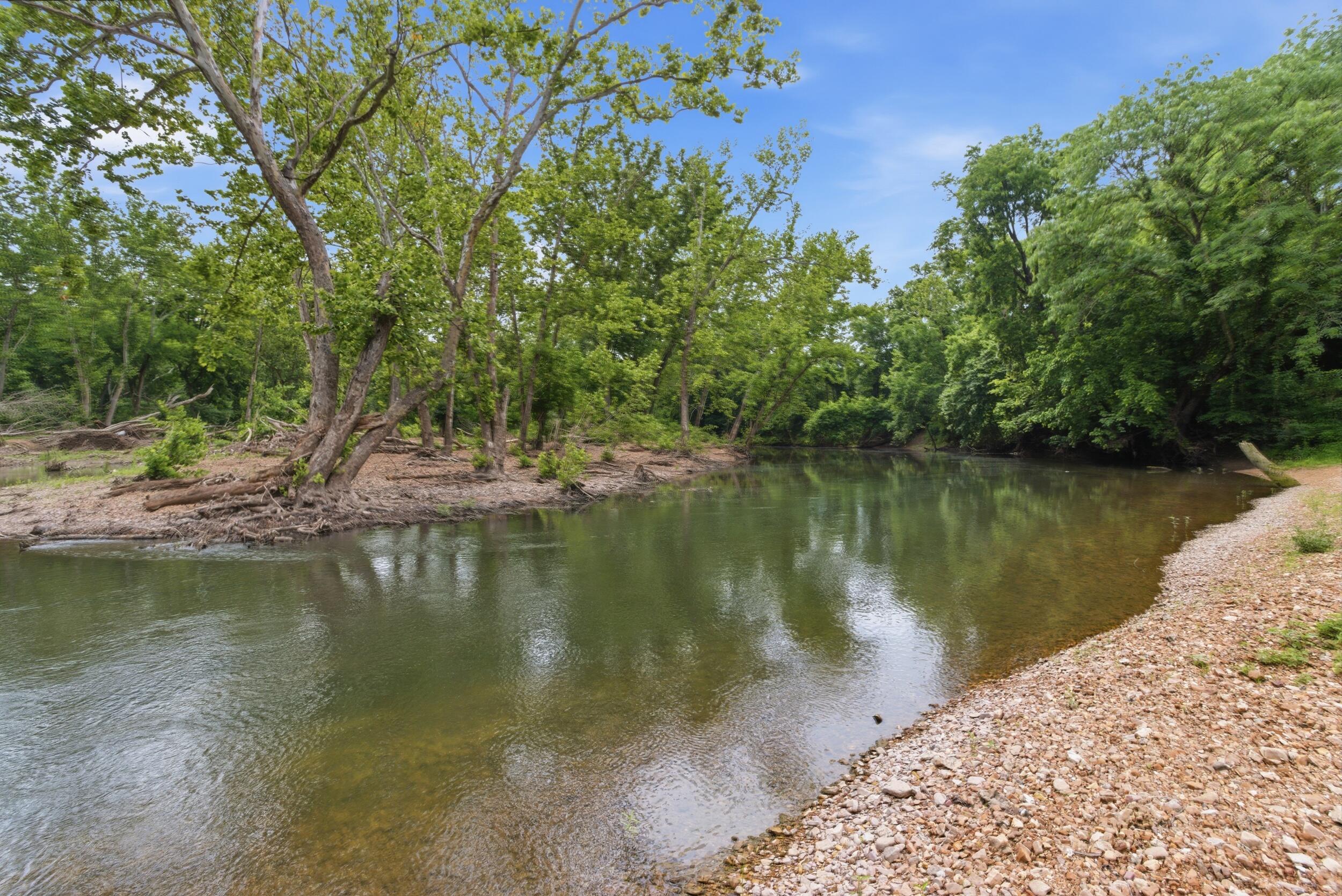 9723 Highway E Property Photo 54
