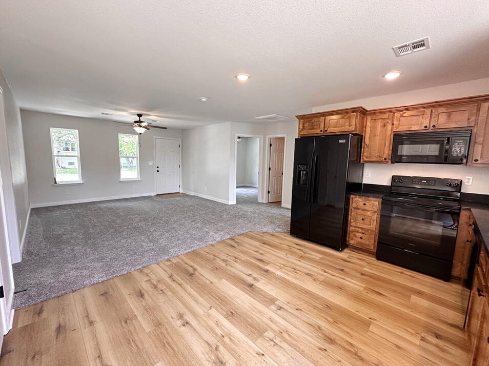 104 West Barrett Avenue Property Photo 10