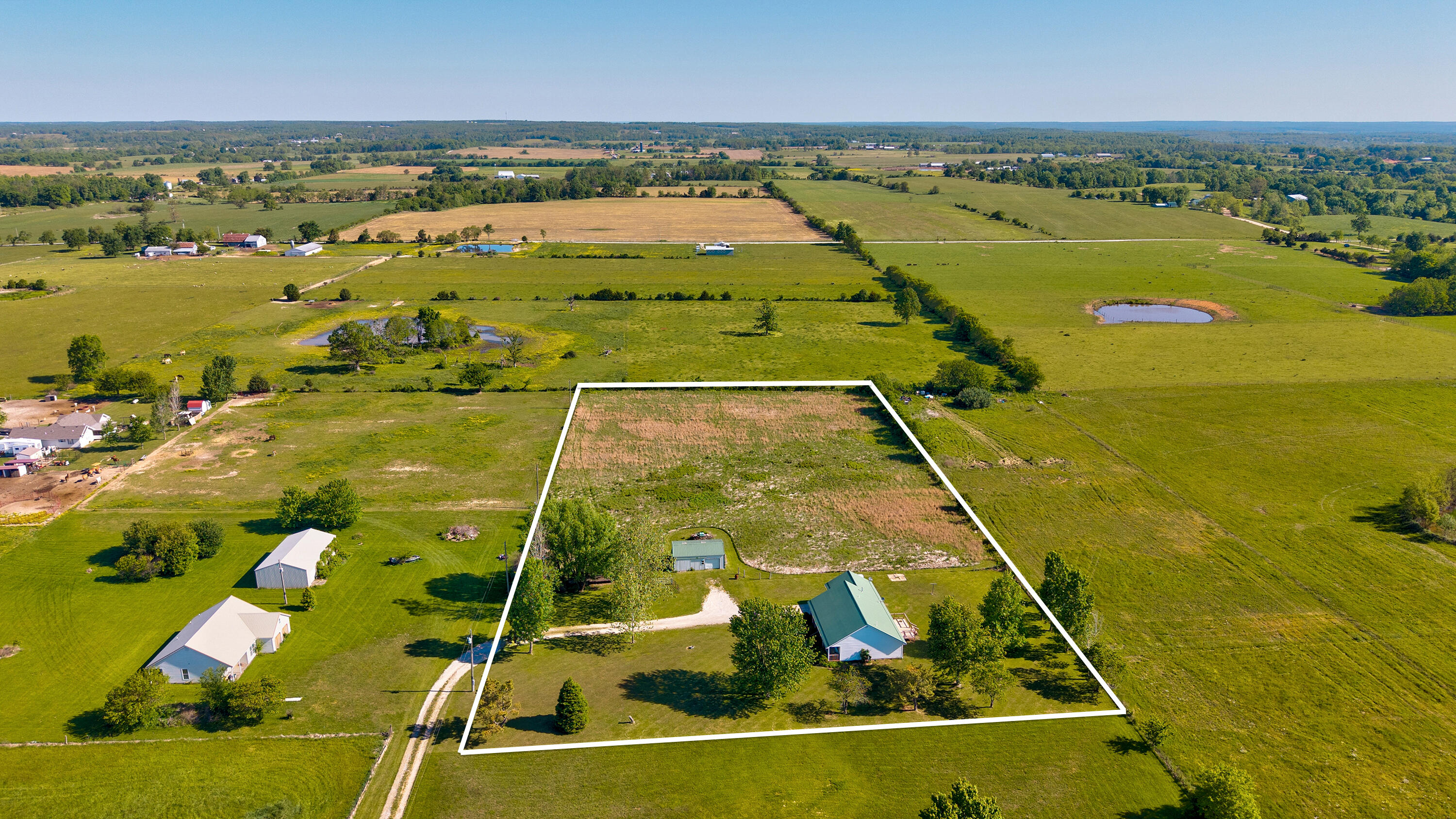 188 Plainview Drive Property Photo 5