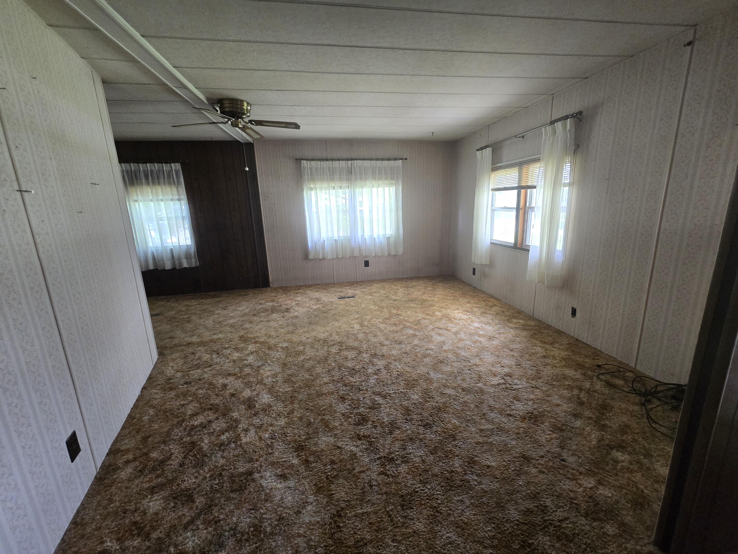 22225 County Road 271a Property Photo 10