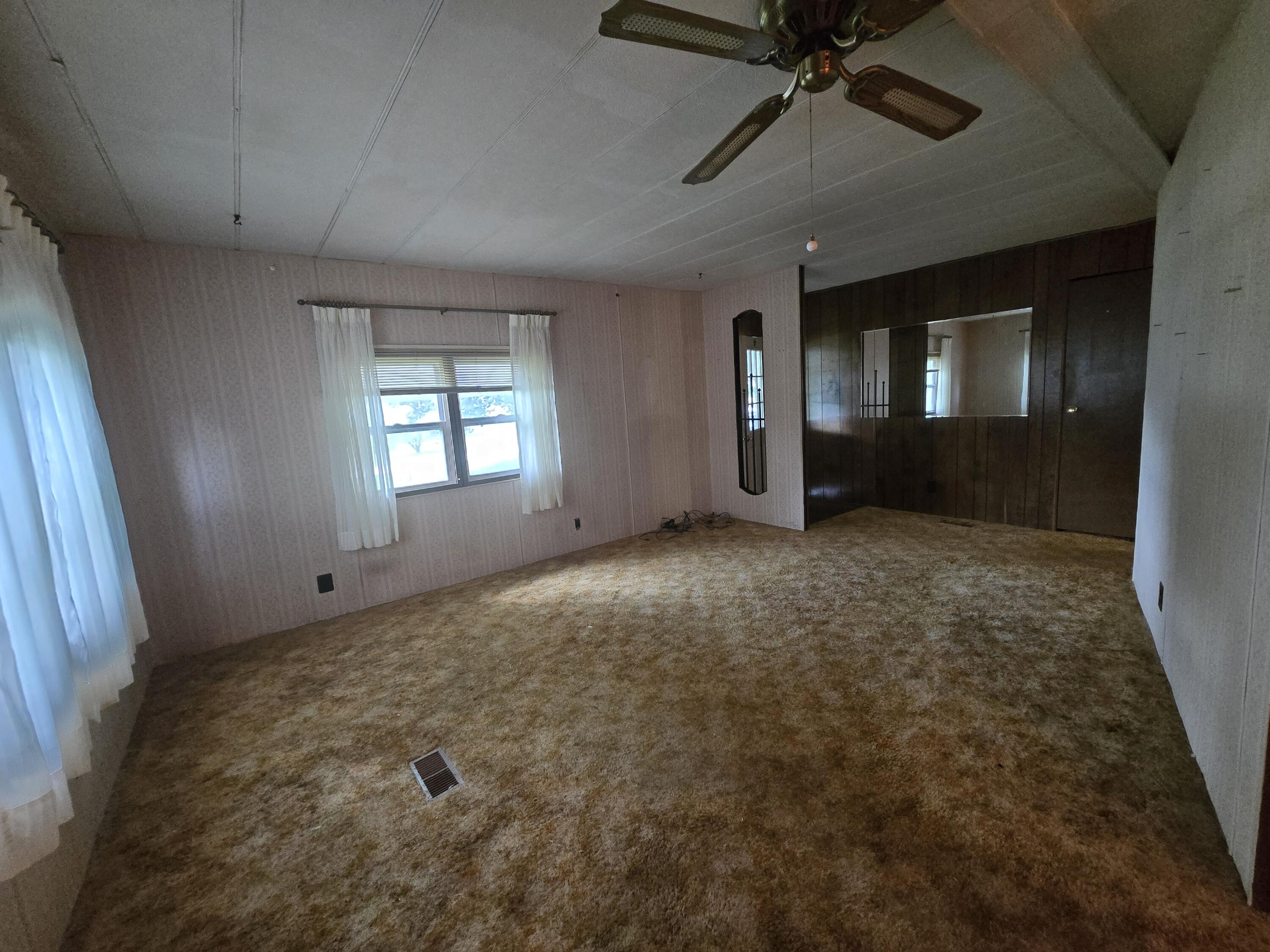 22225 County Road 271a Property Photo 11