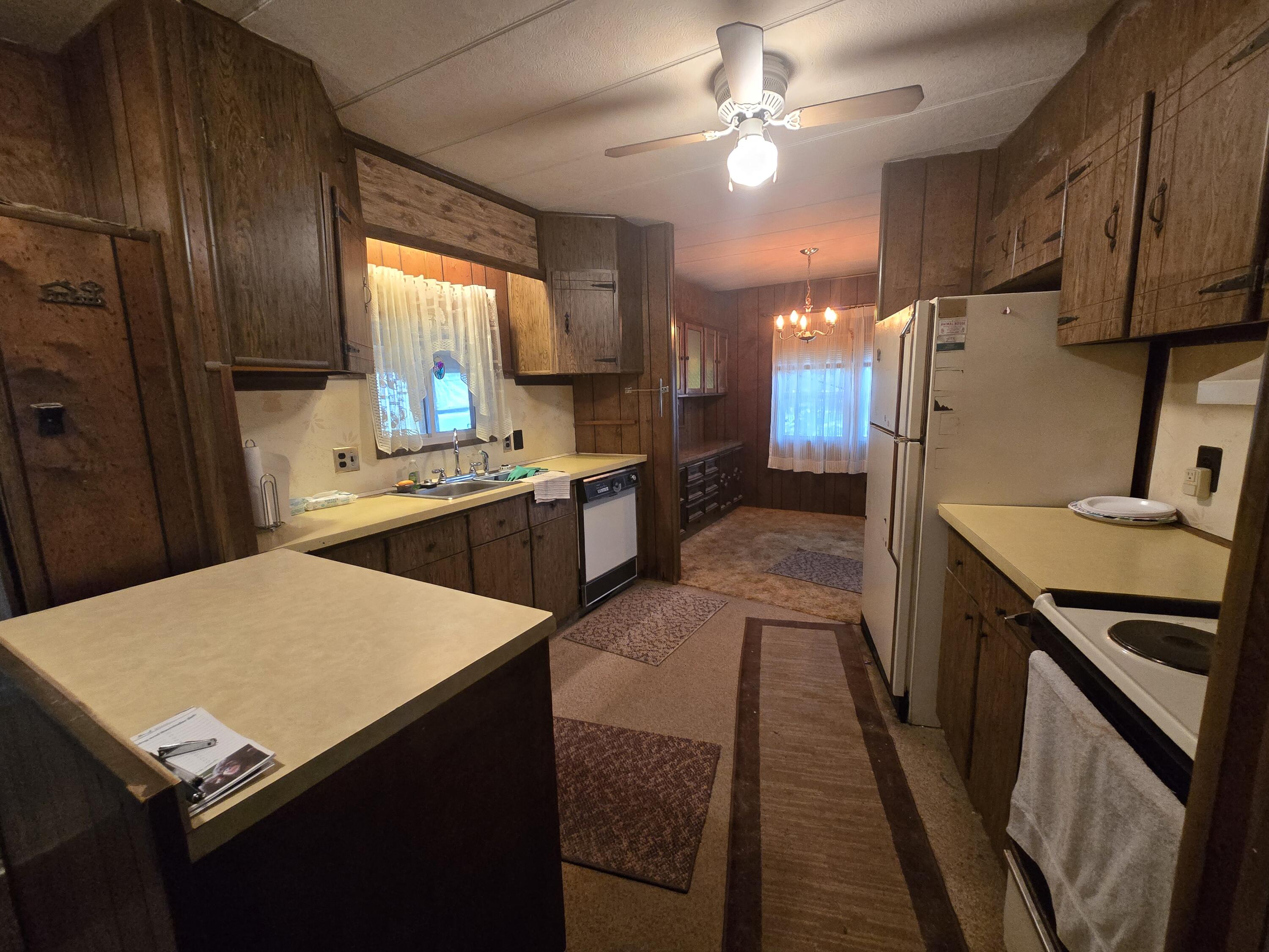 22225 County Road 271a Property Photo 15