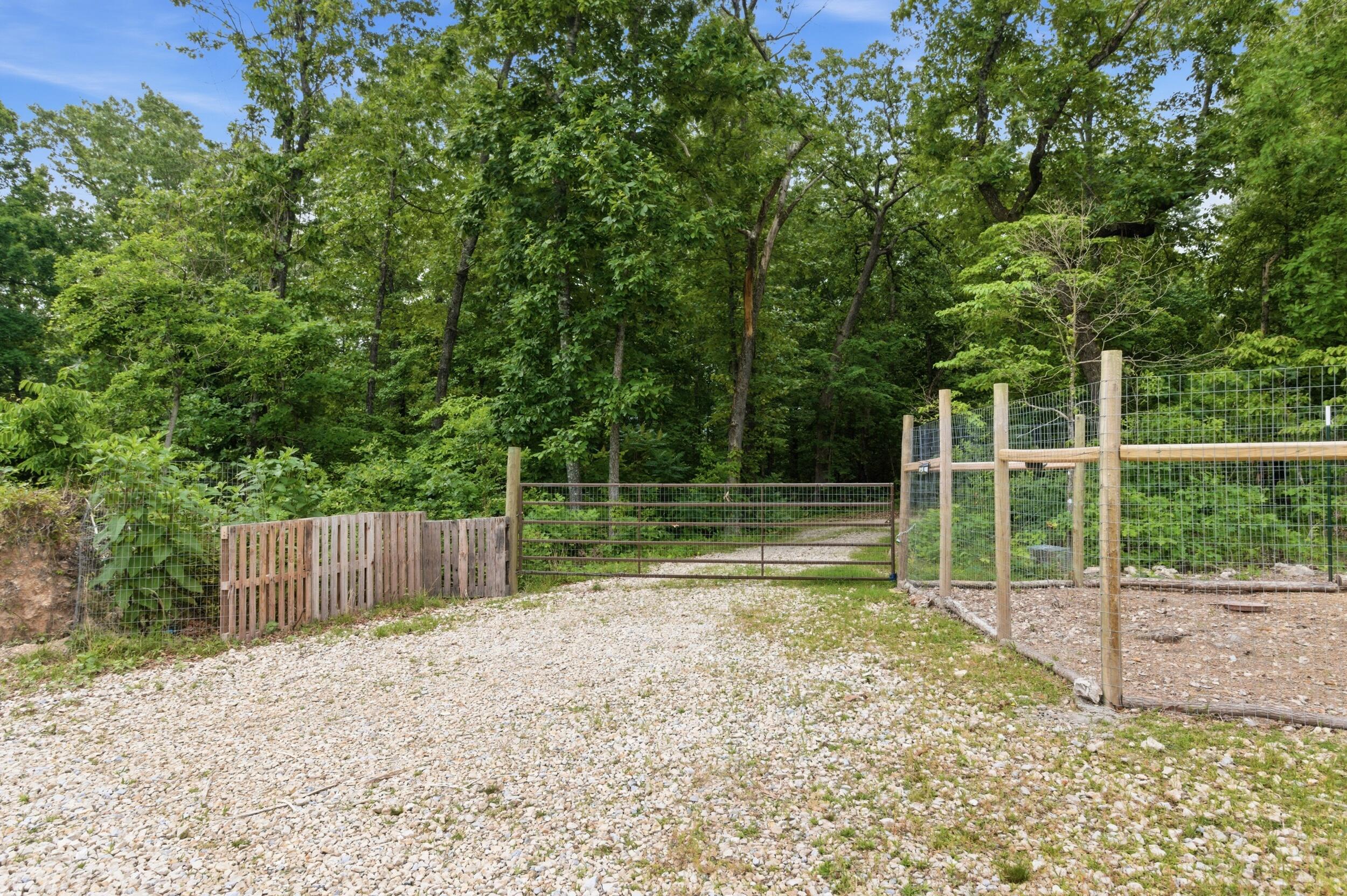 12 Flowstone Lane Property Photo 31