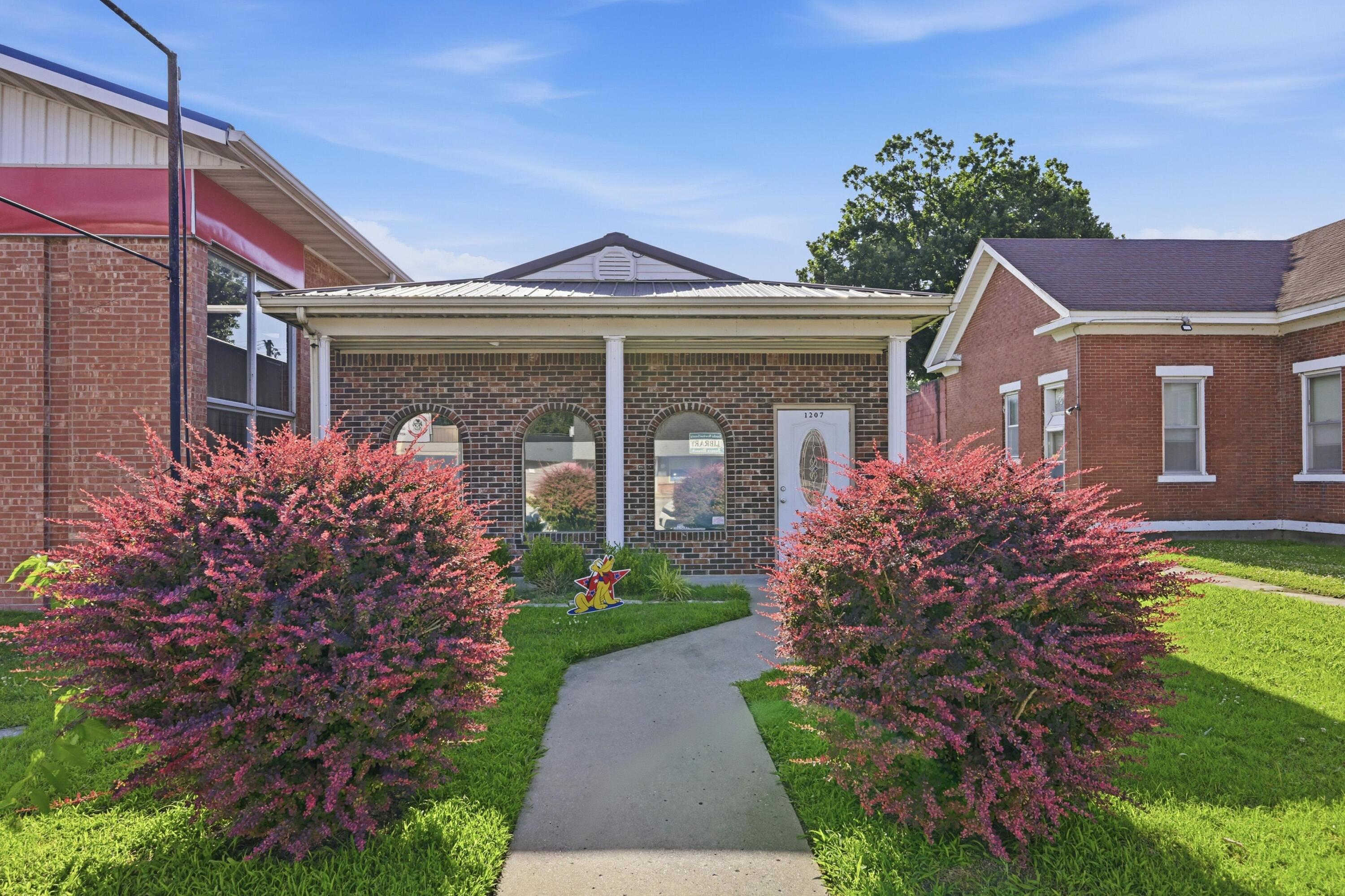 1207 Cherokee Avenue Property Photo 4