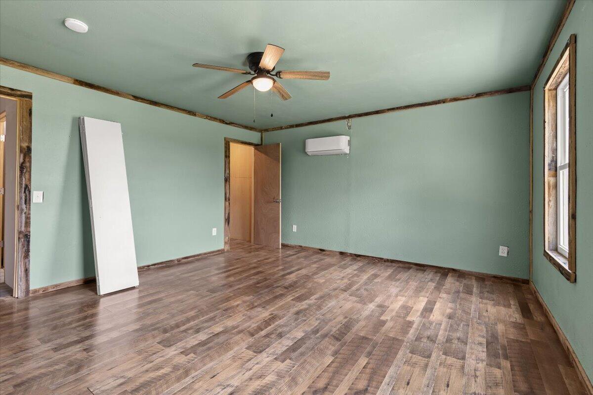 794 State Highway East Property Photo 34