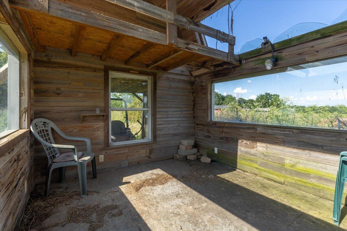 794 State Highway East Property Photo 35