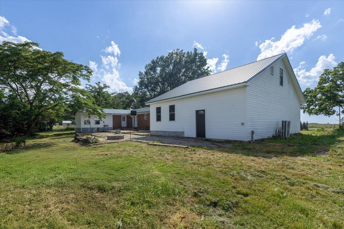794 State Highway East Property Photo 47