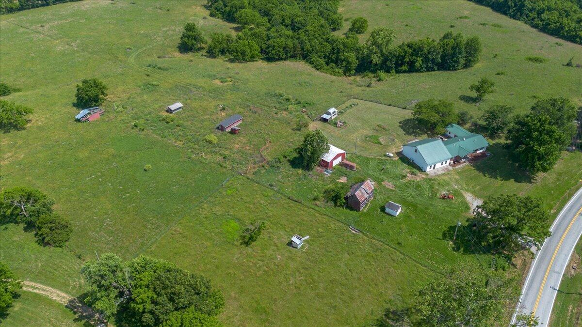 794 State Highway East Property Photo 53