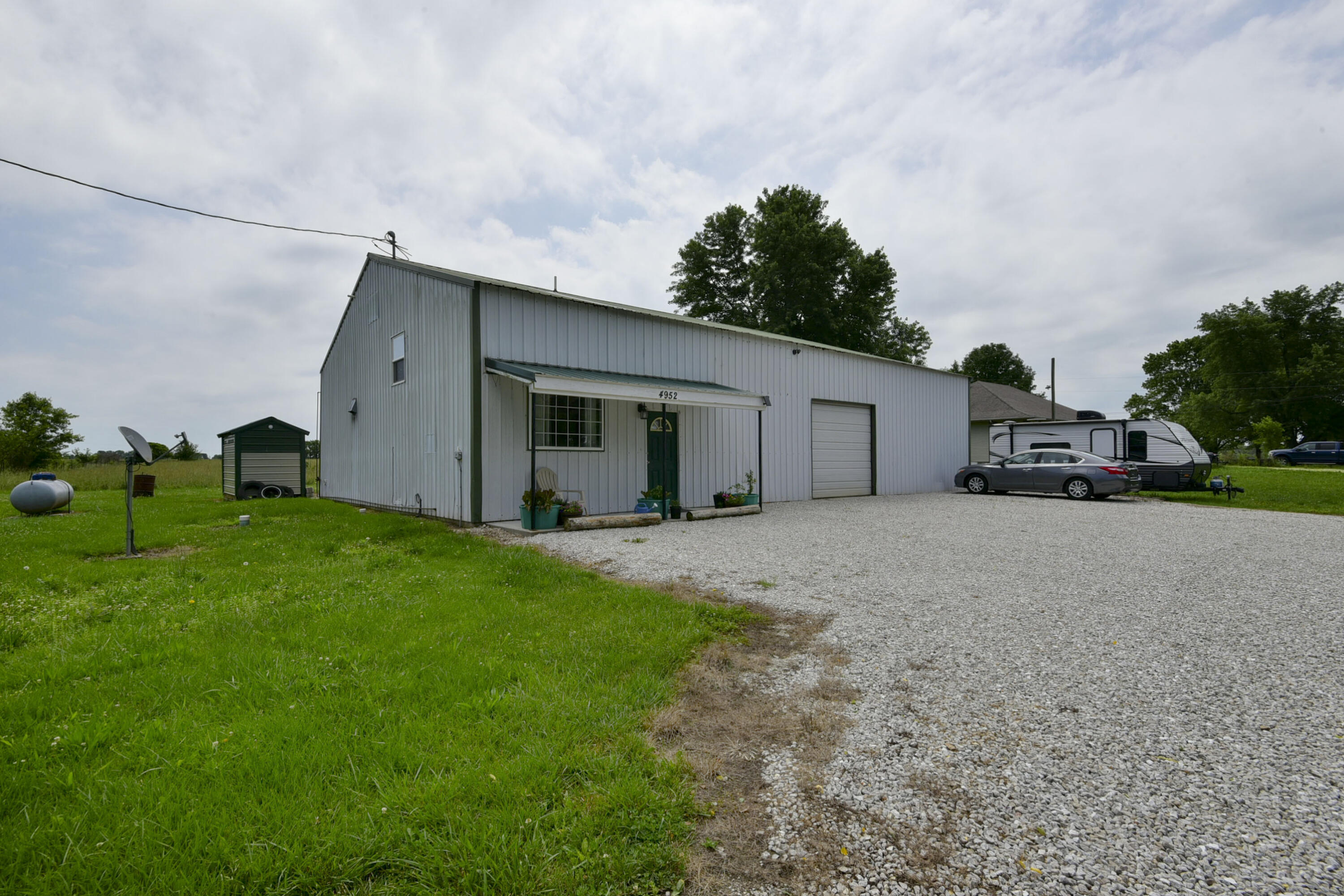 4952 Highway F Property Photo 21