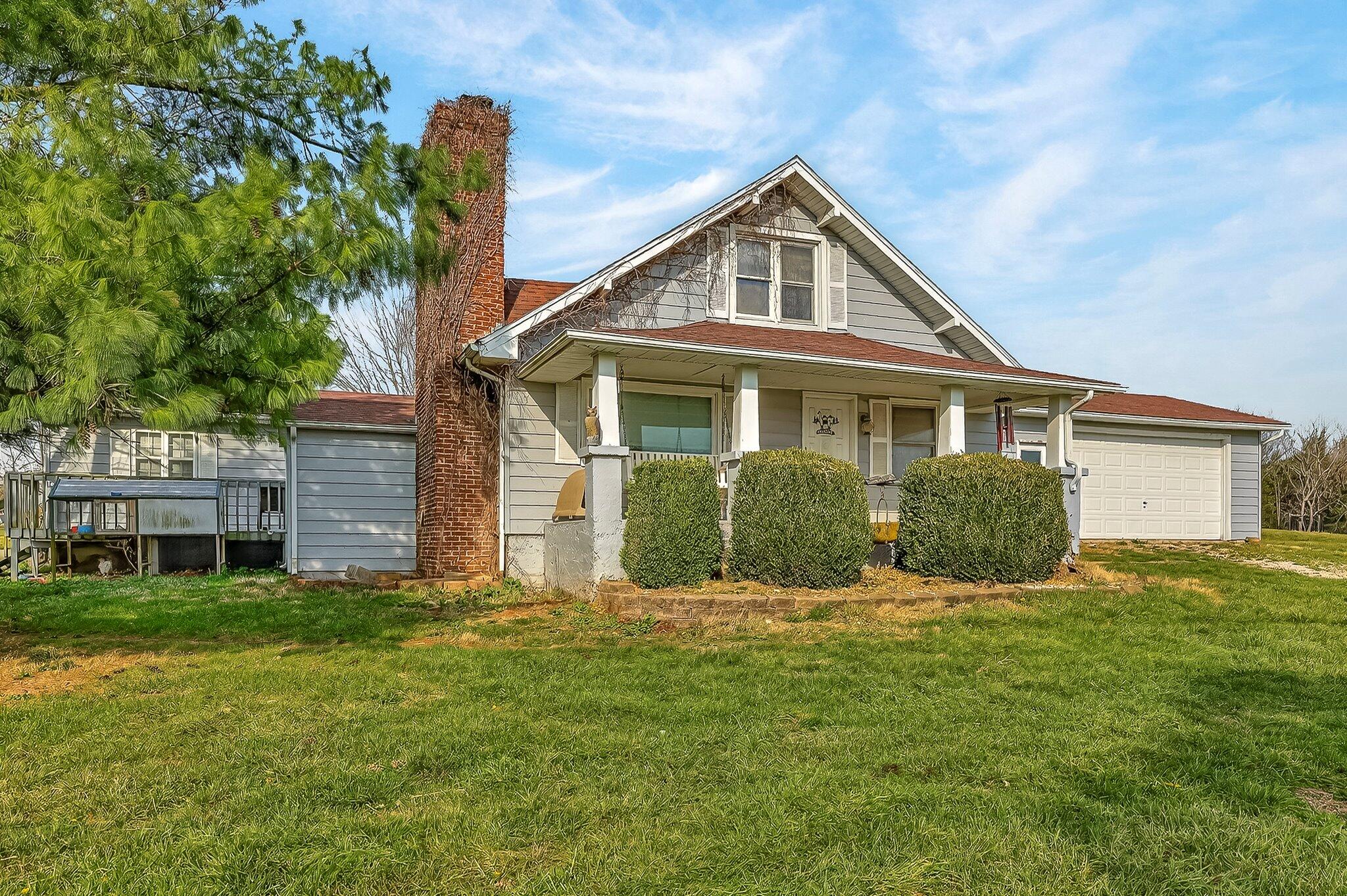 3735 Meyers Hollow Road Property Photo 11