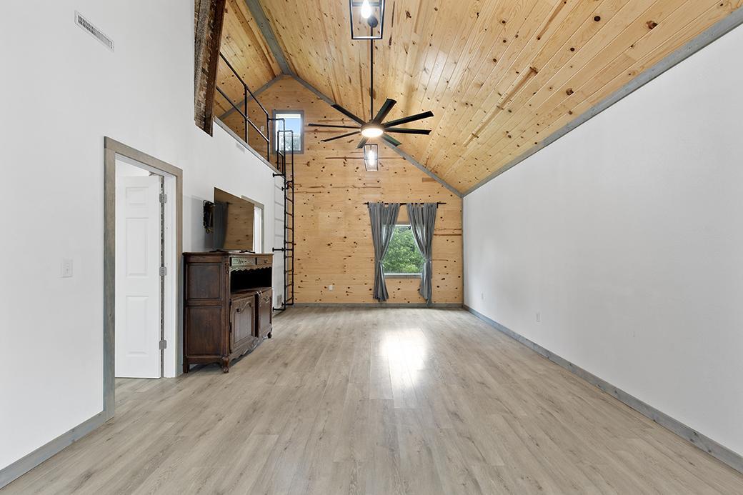 332 Fir Road Property Photo 28
