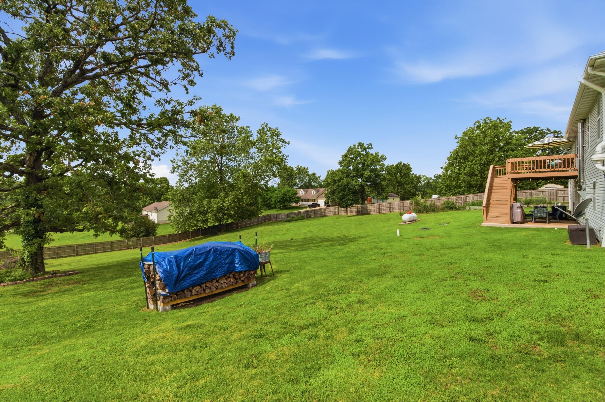 7650 Private Road 2453 Property Photo 6
