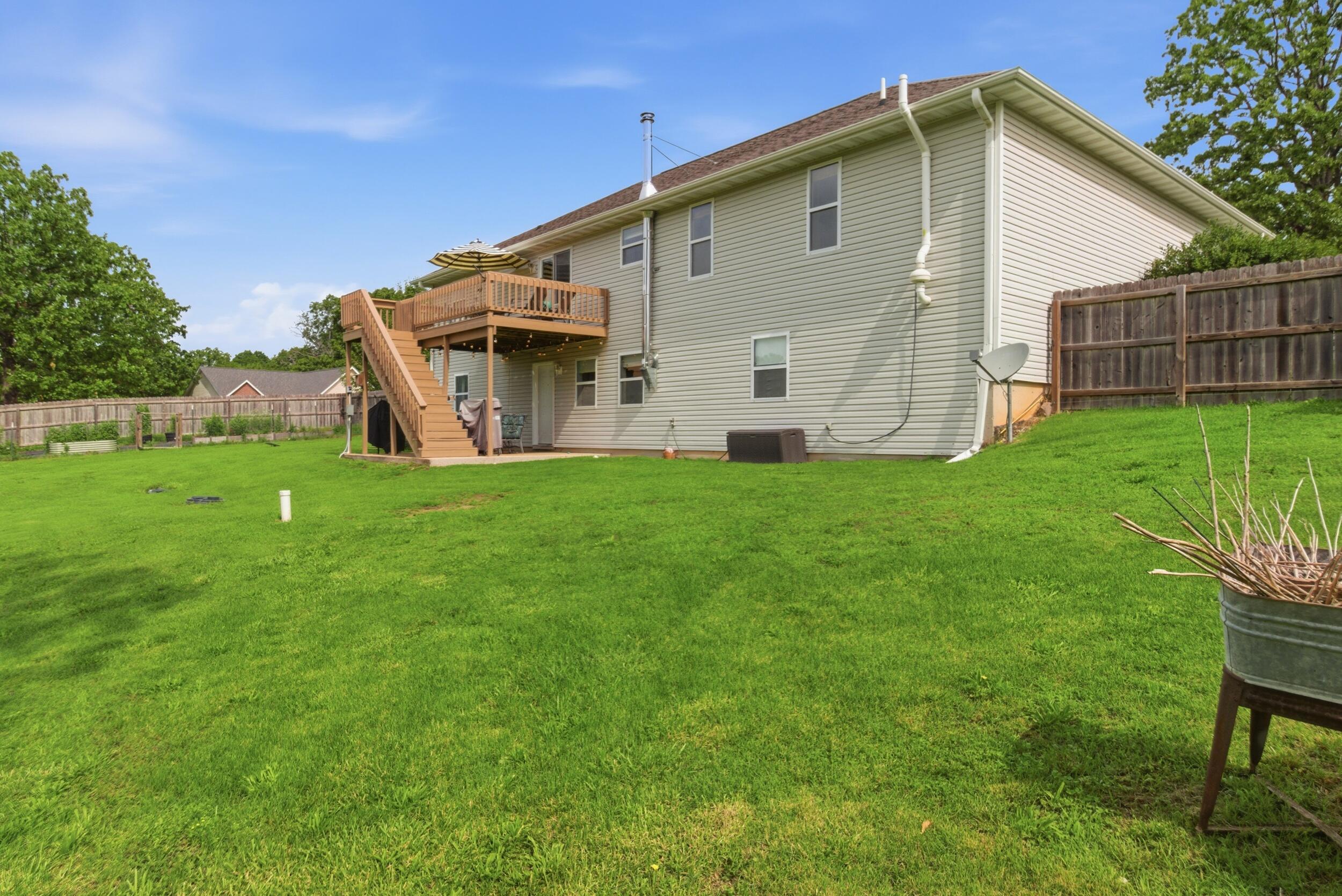 7650 Private Road 2453 Property Photo 7