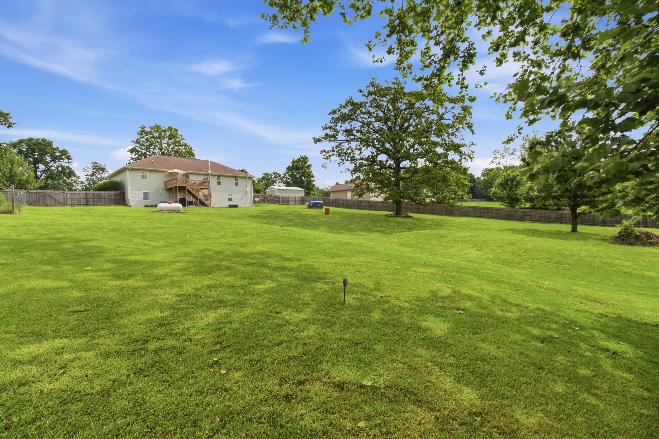 7650 Private Road 2453 Property Photo 10