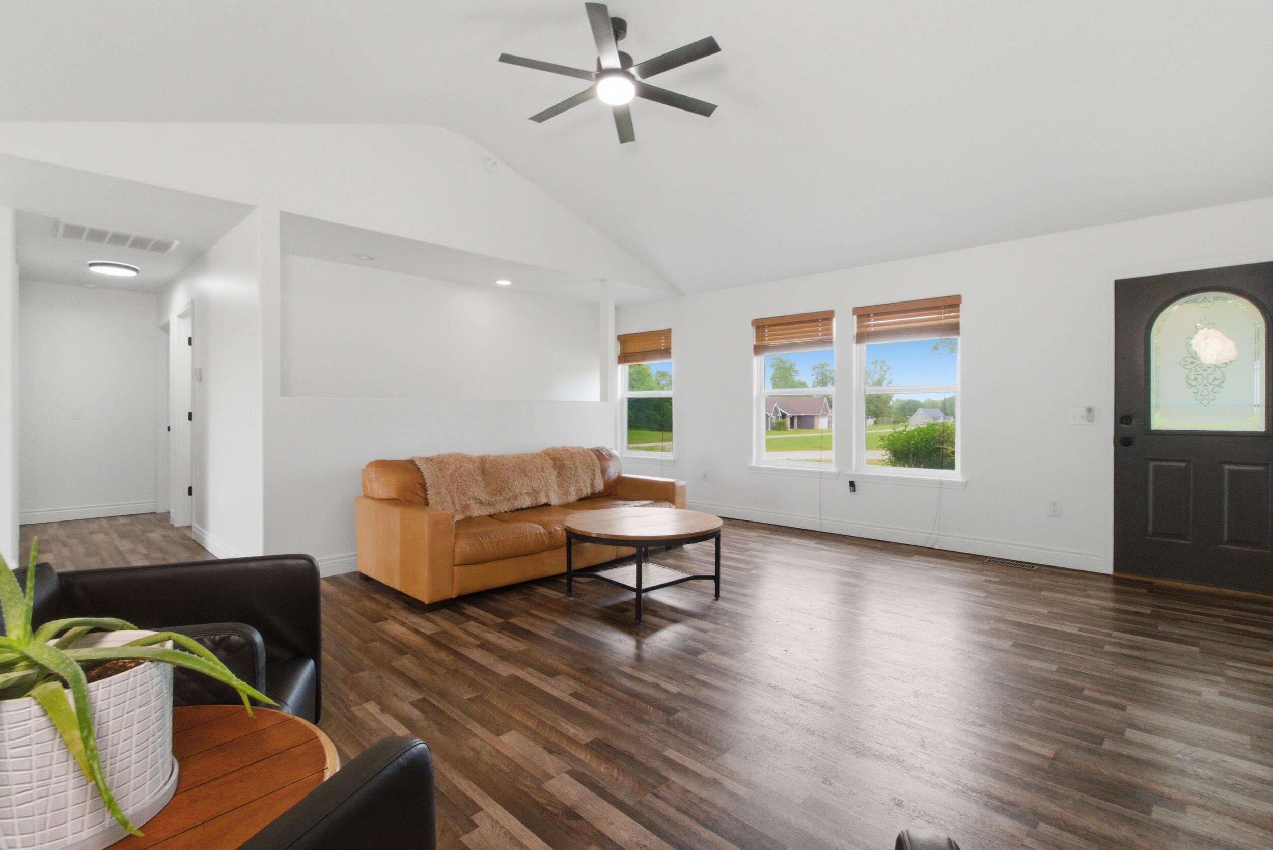 7650 Private Road 2453 Property Photo 17