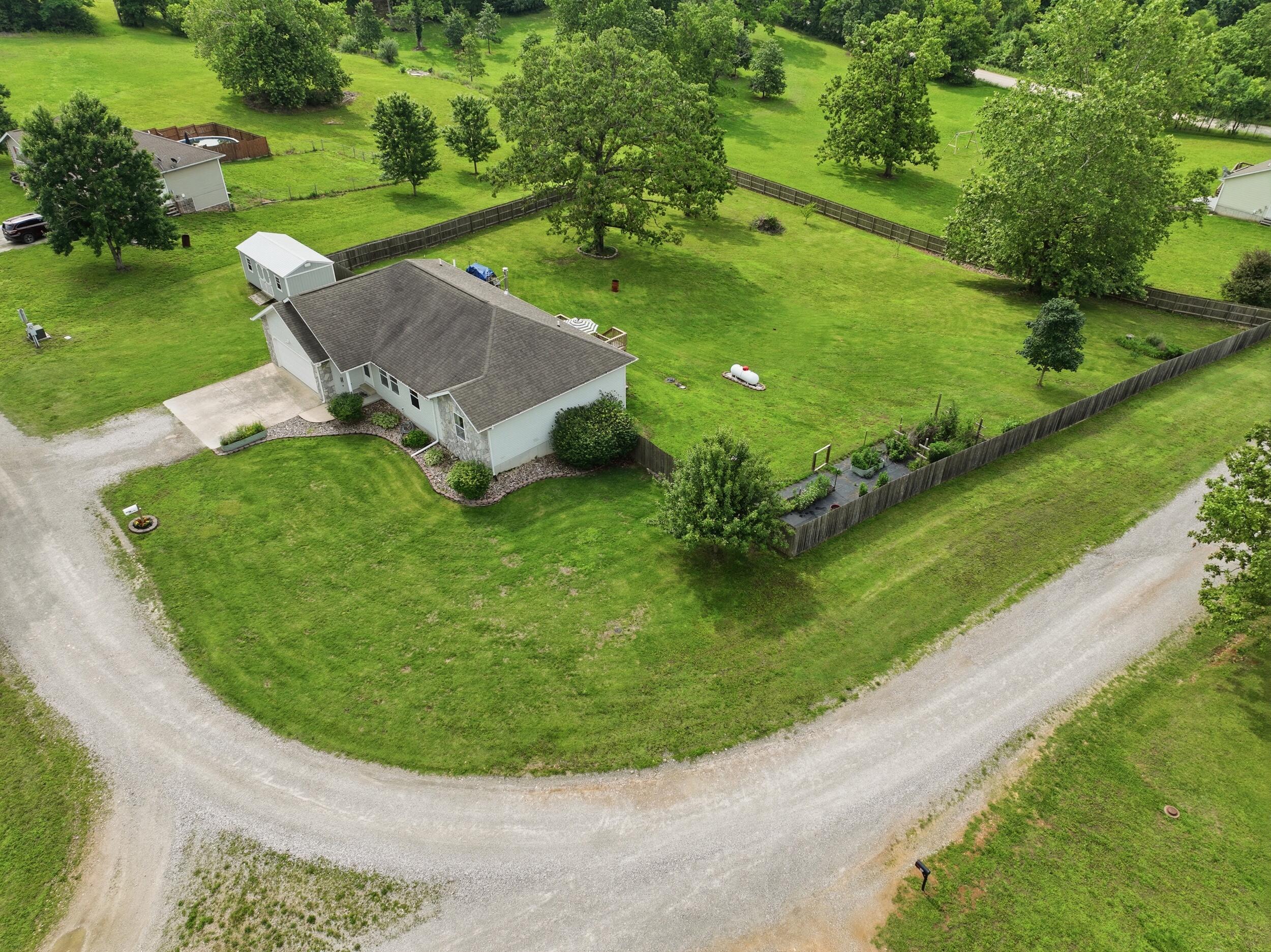 7650 Private Road 2453 Property Photo 47