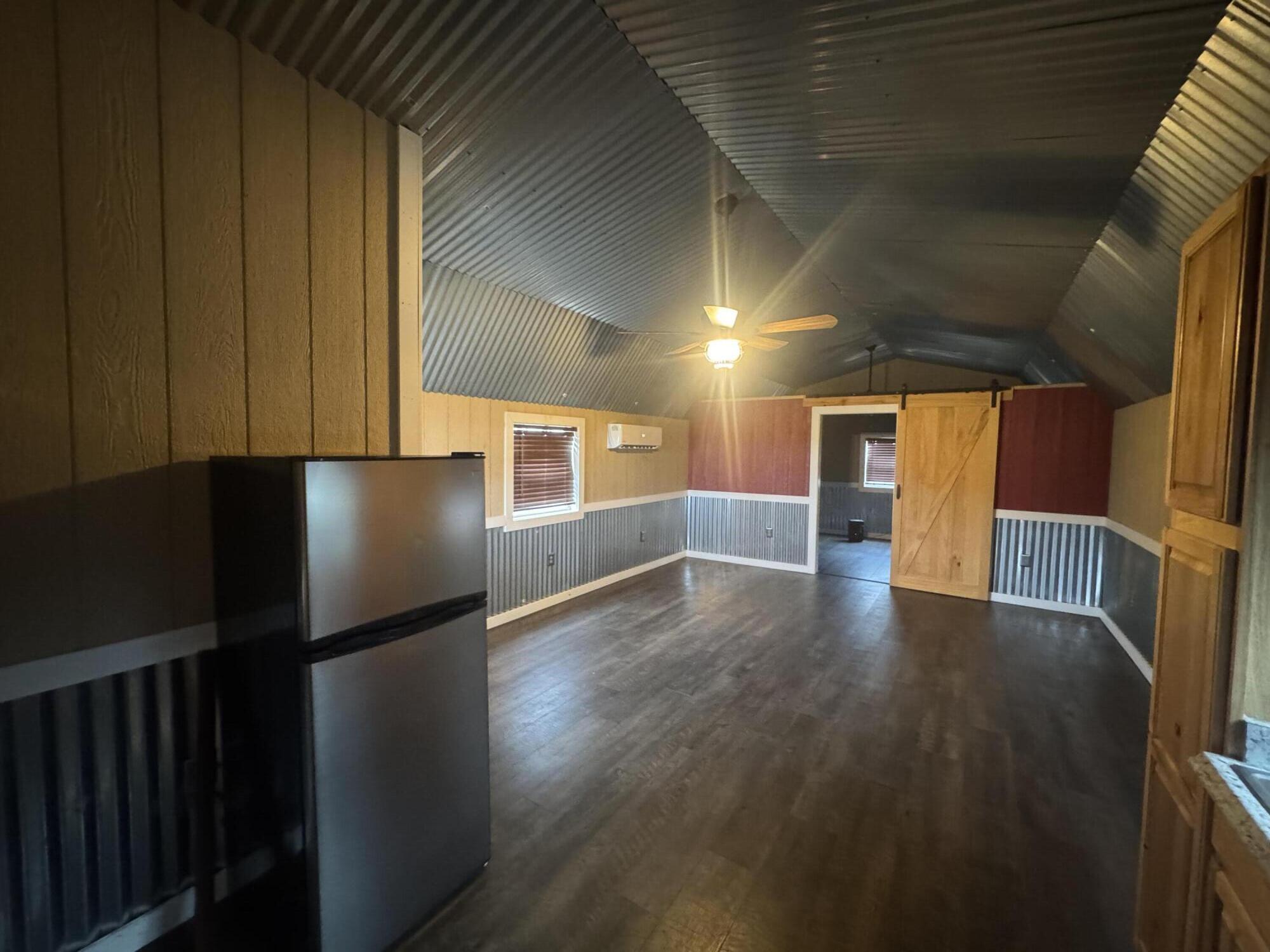 19370 Urchin Drive Property Photo 6